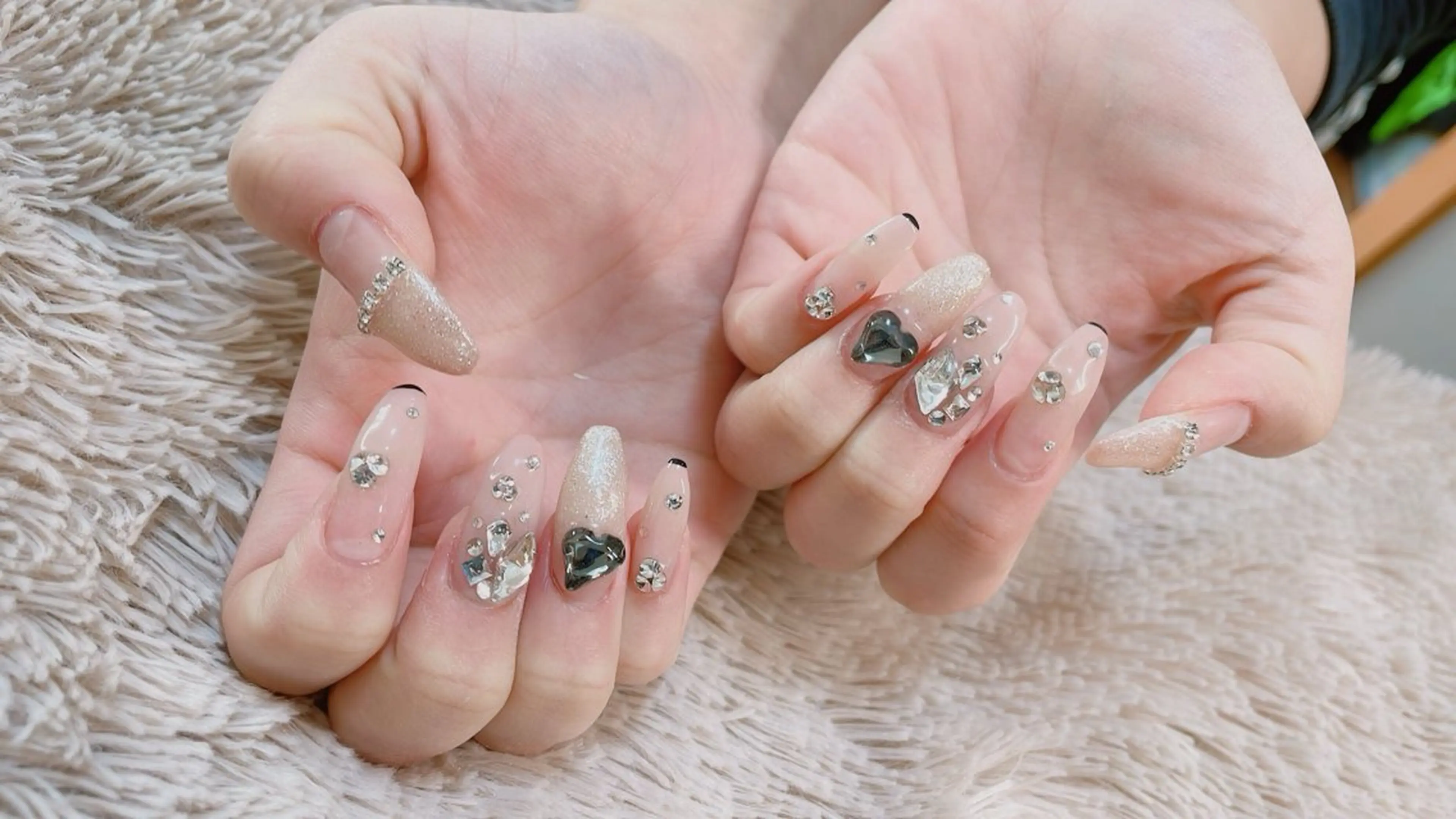 ネイル ハンドネイル nakamoto yuukaのネイルデザイン