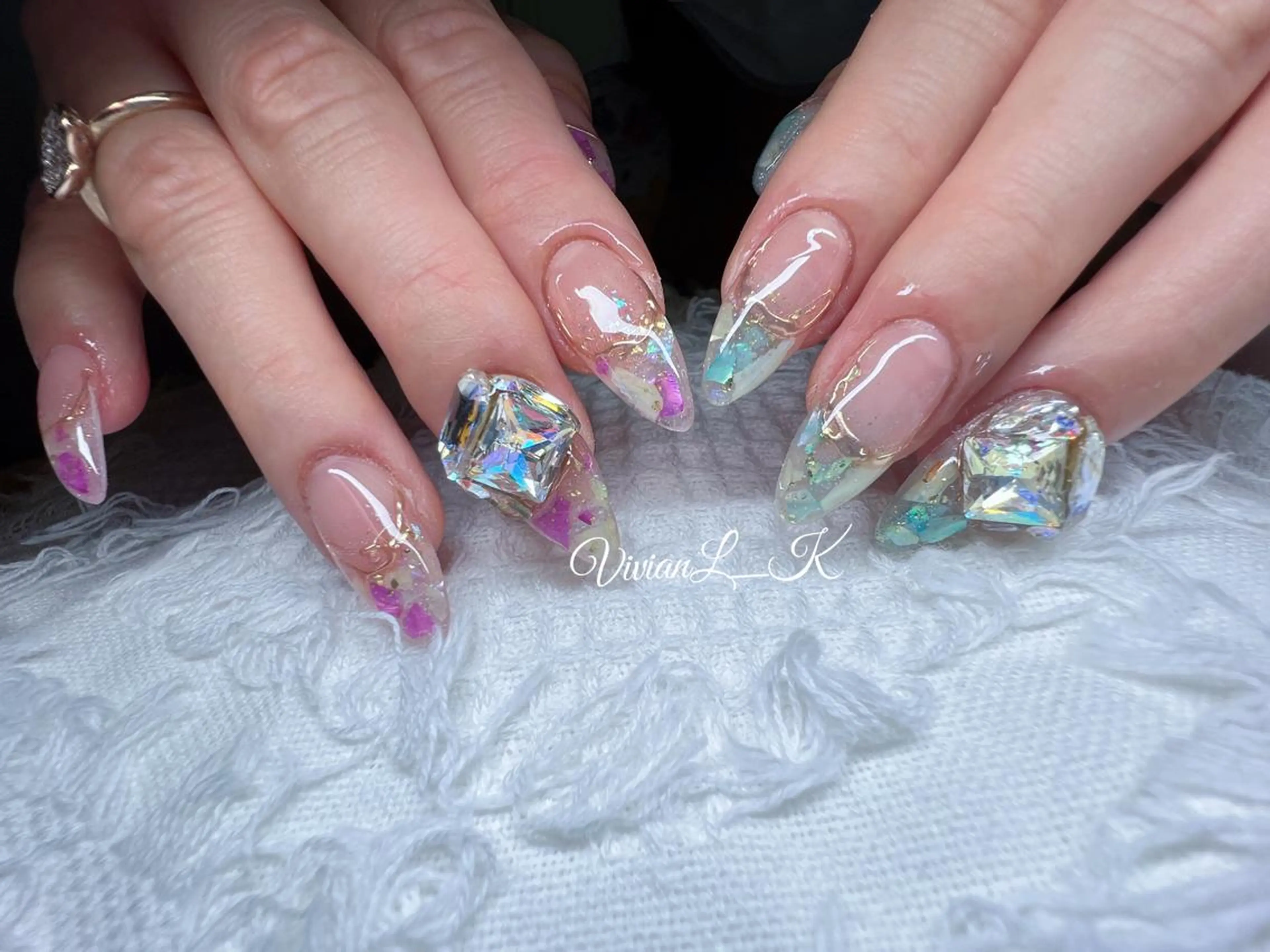 ロング ハンドネイル 🍉Vivian🌴 LK🍉のネイルデザイン