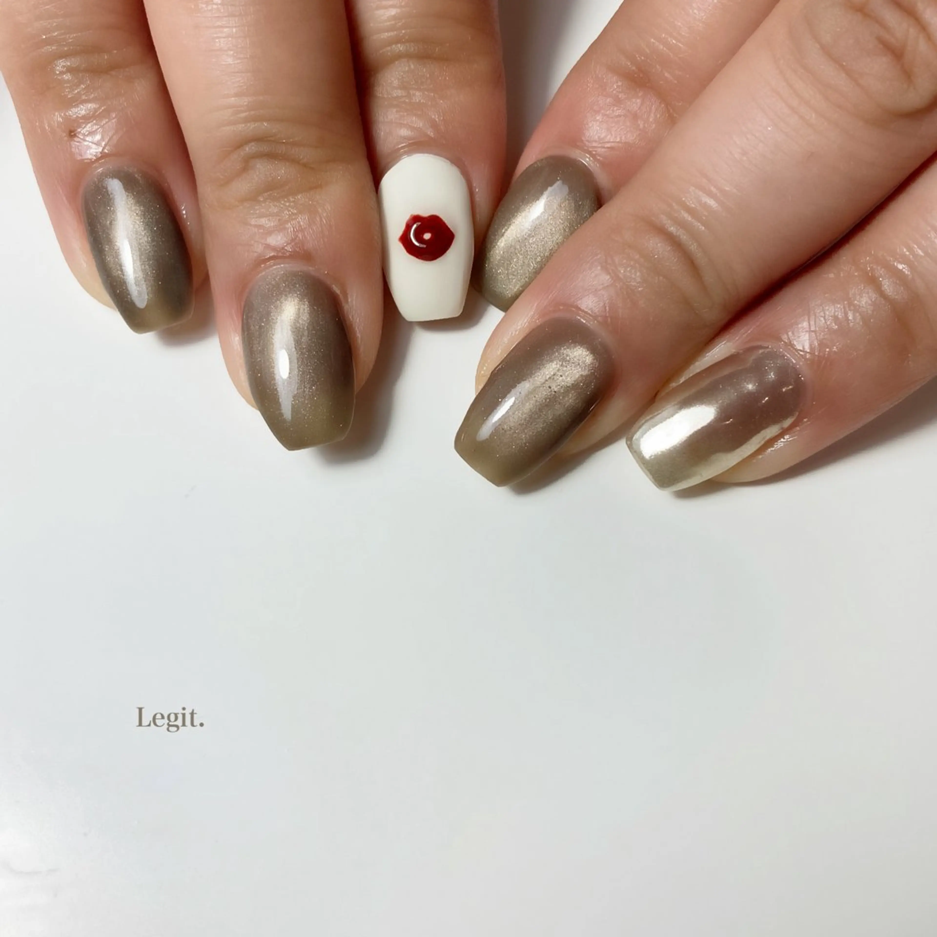 ネイル Legit nail salonのネイルデザイン