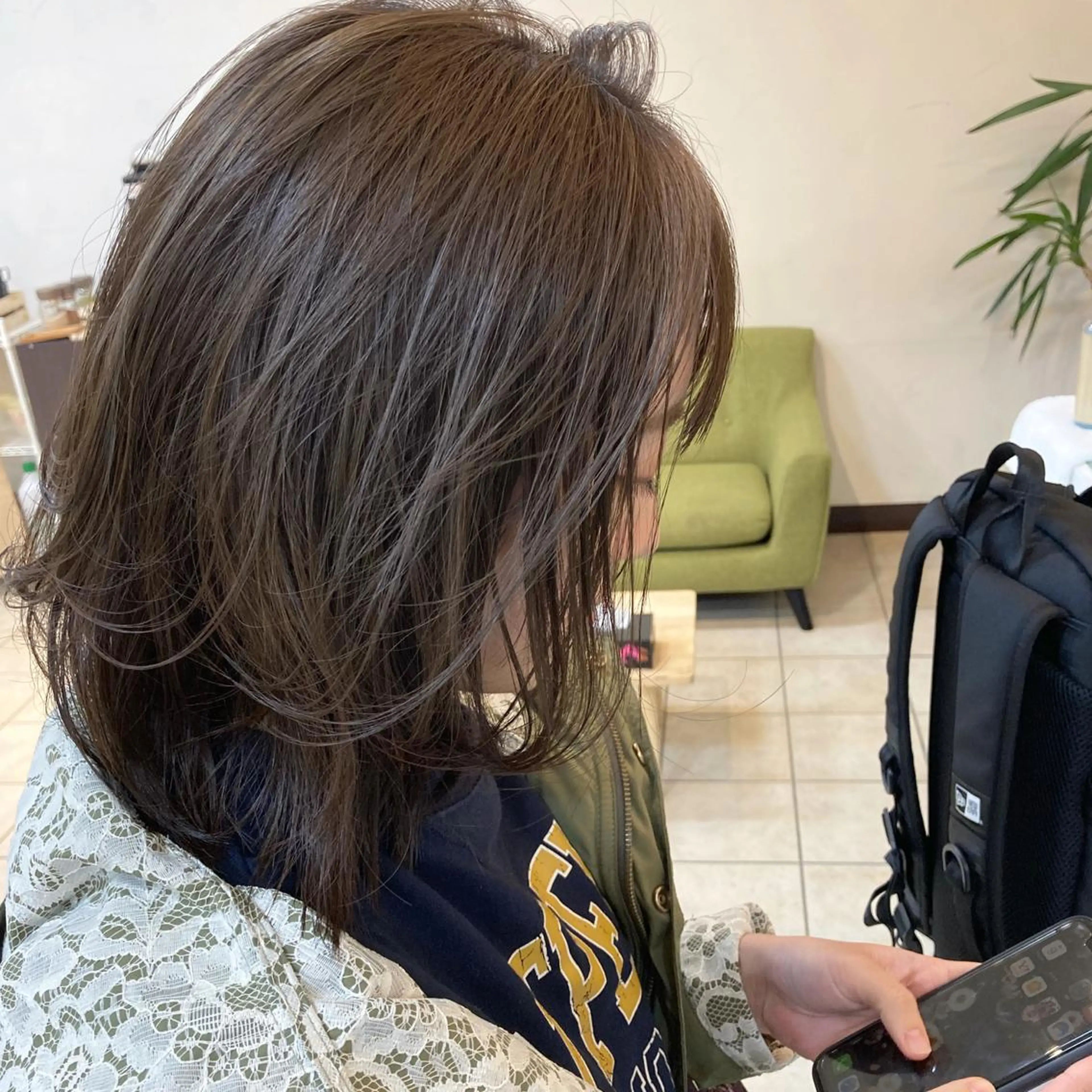 ミディアム カラー パーマ カット トリートメント 樋野 亮のヘアスタイル