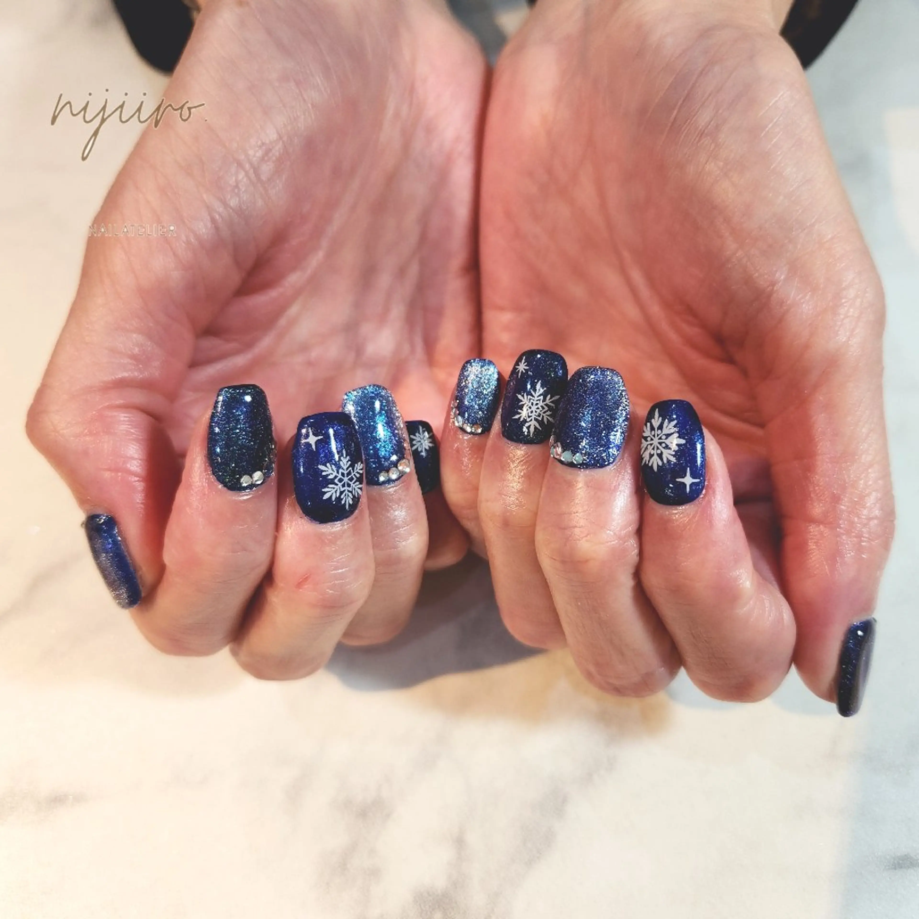 ネイル ハンドネイル nailatelier nijiiro.所属・nijiiro🌈 サトウのネイルデザイン