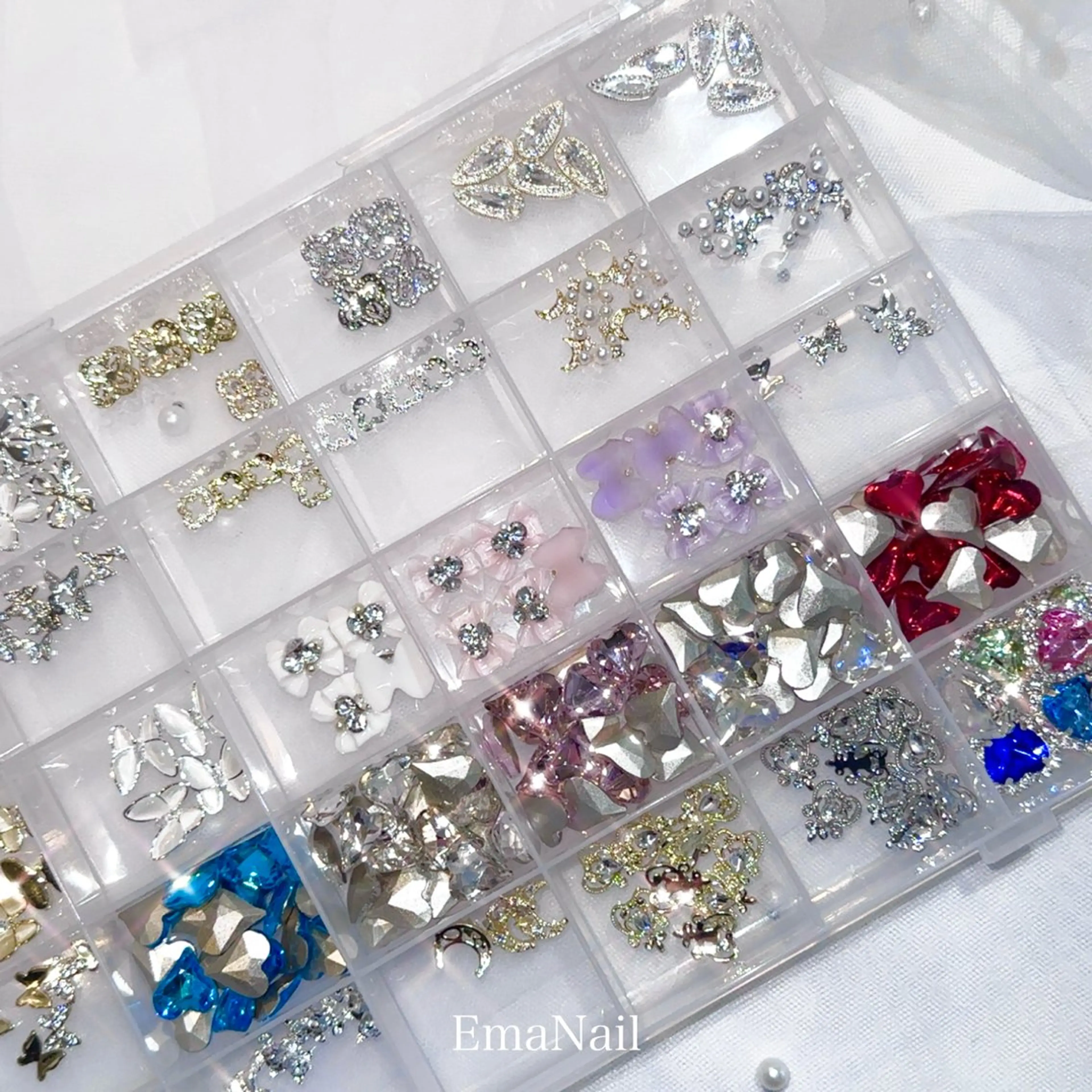 ネイル アートネイル EmaNail豊中 🎀SANAのネイルデザイン