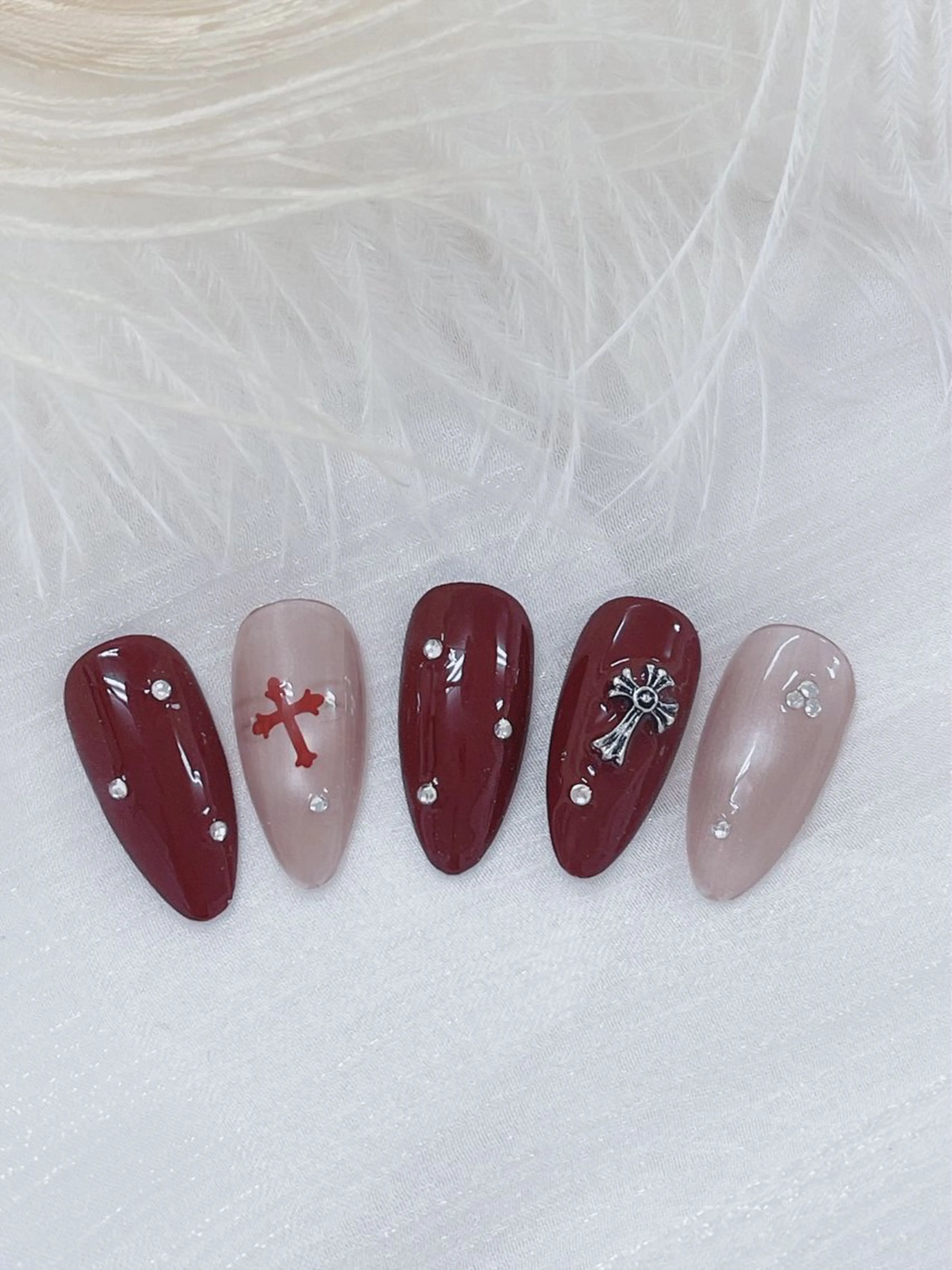 ネイル チークネイル 成人式 フレンチネイル グラデーション 氷ネイル・うるうるネイル ハンドネイル 陳 rinaのネイルデザイン