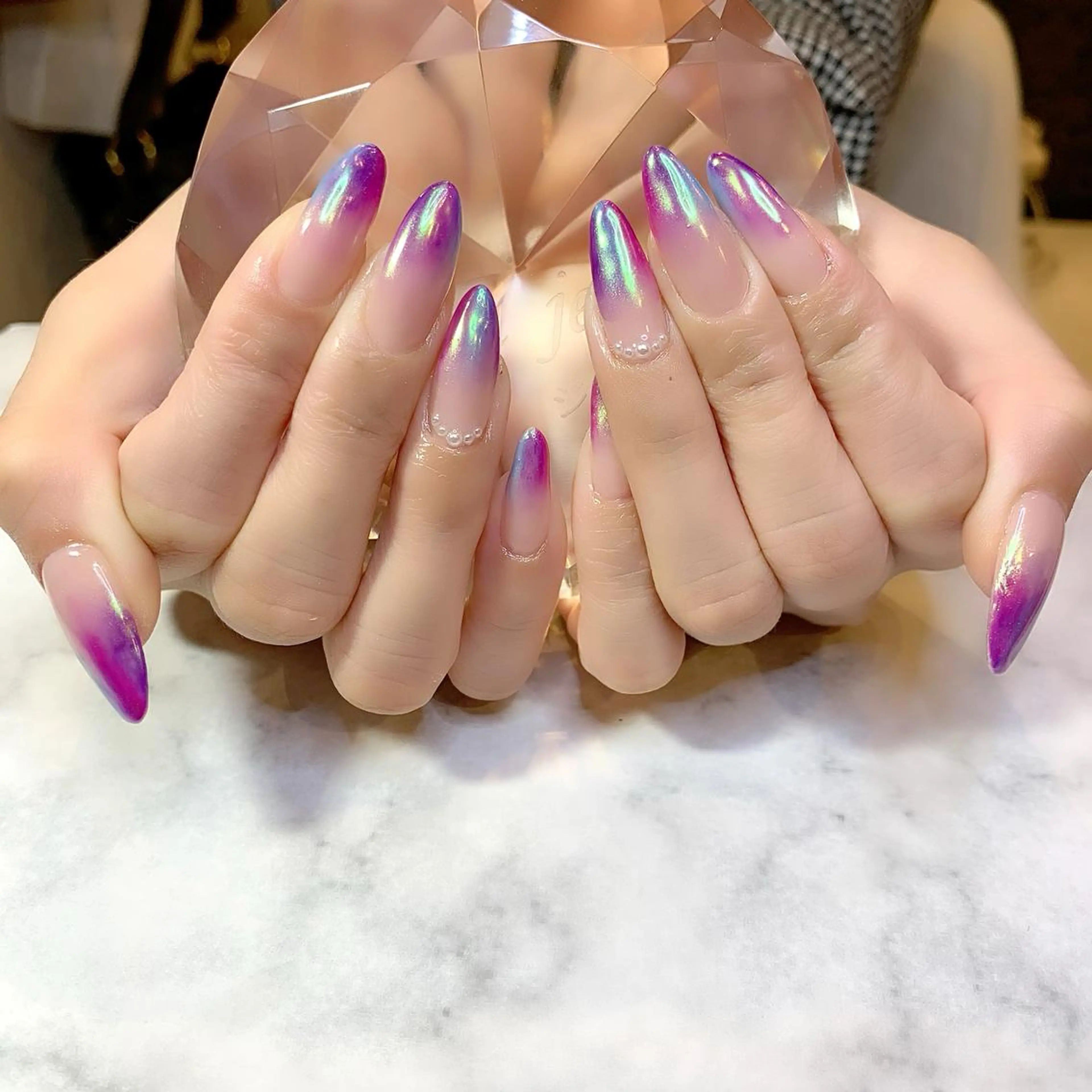 ネイル オーロラネイル グラデーション ワンカラーネイル ストーンネイル ハンドネイル フットネイル Adite nailのネイルデザイン