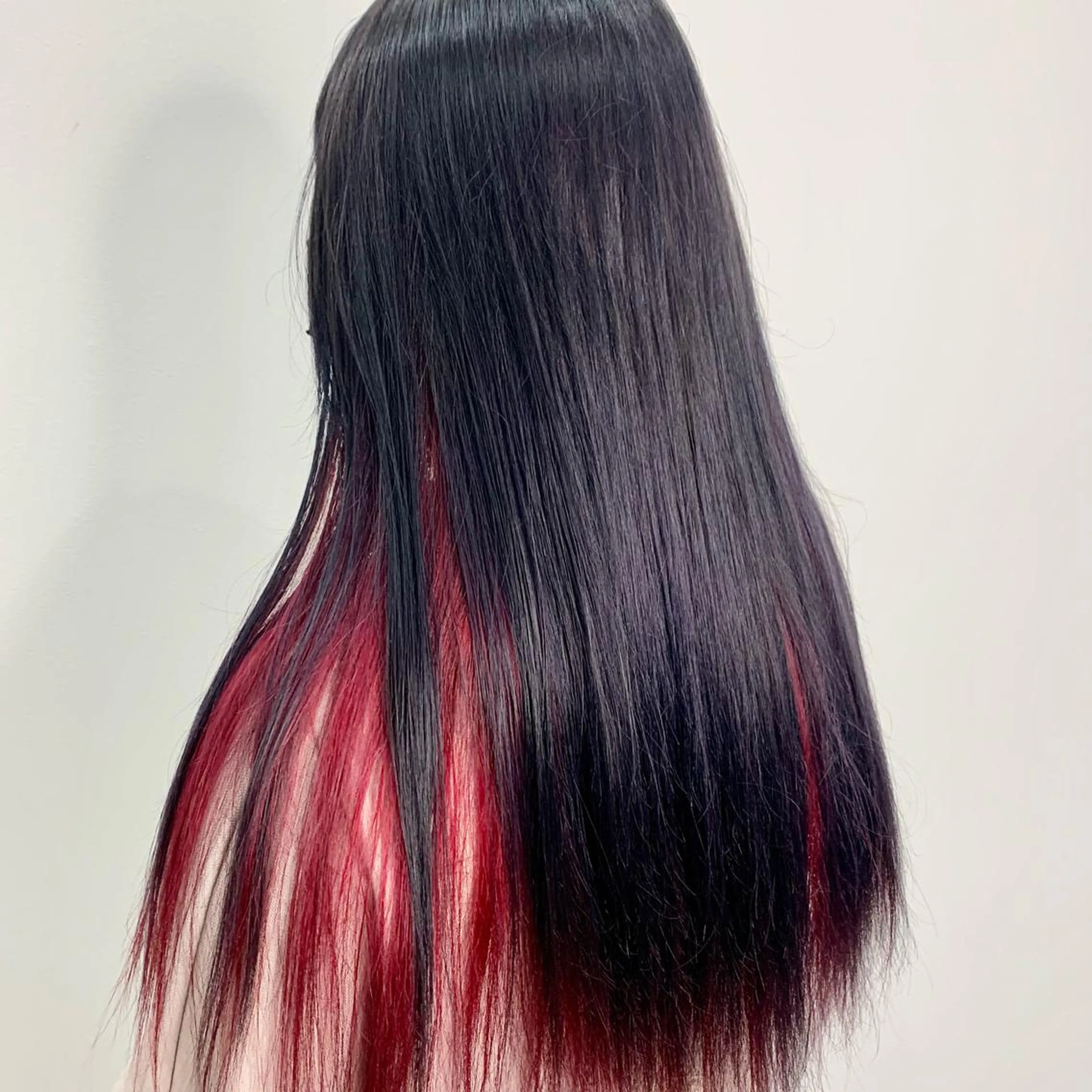 カラー カシス インナーカラー ピンクカラー 中本 達也のヘアスタイル