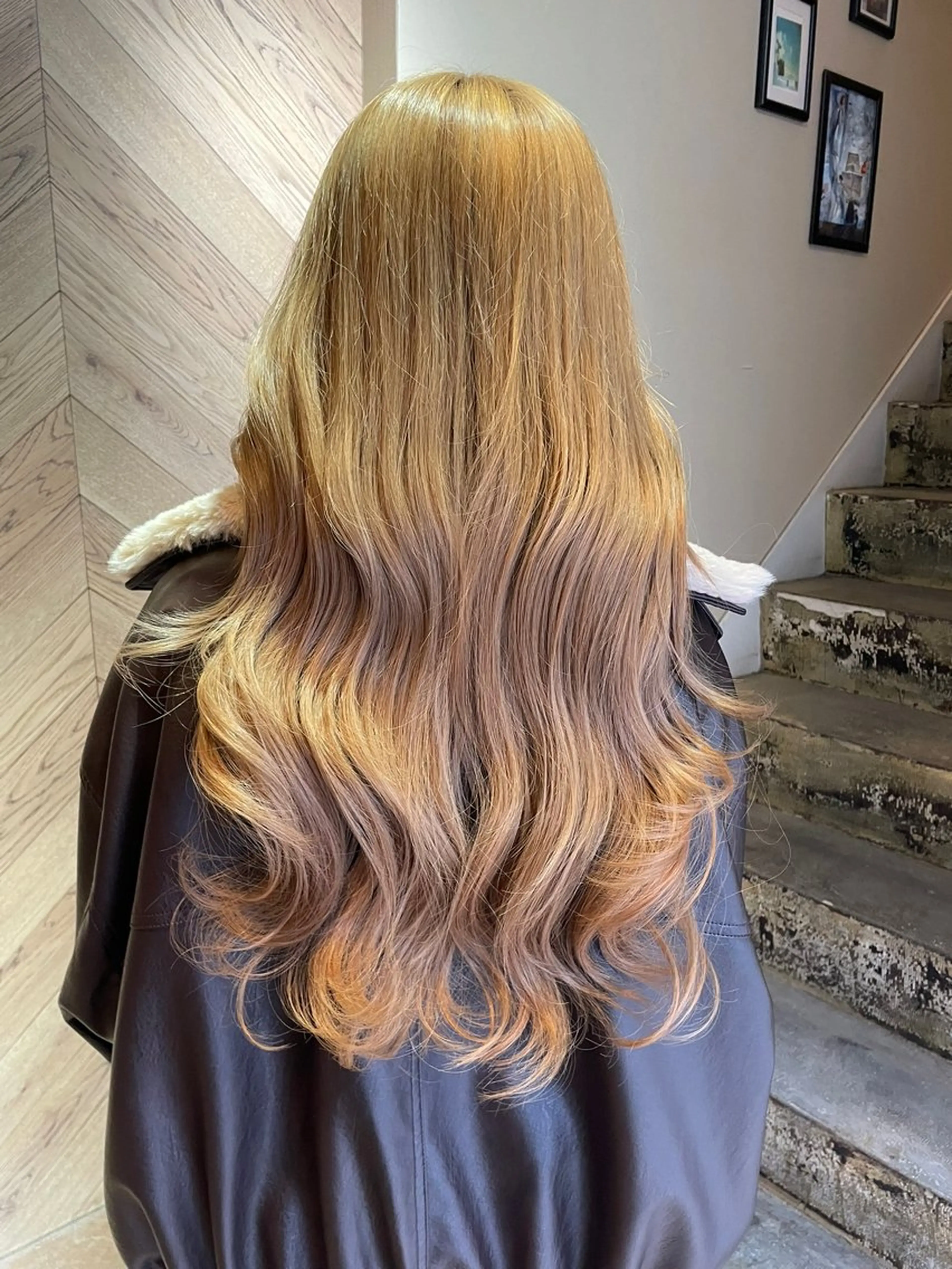 ロング 🍀FERIAあべの あらいことみ🍀のヘアスタイル