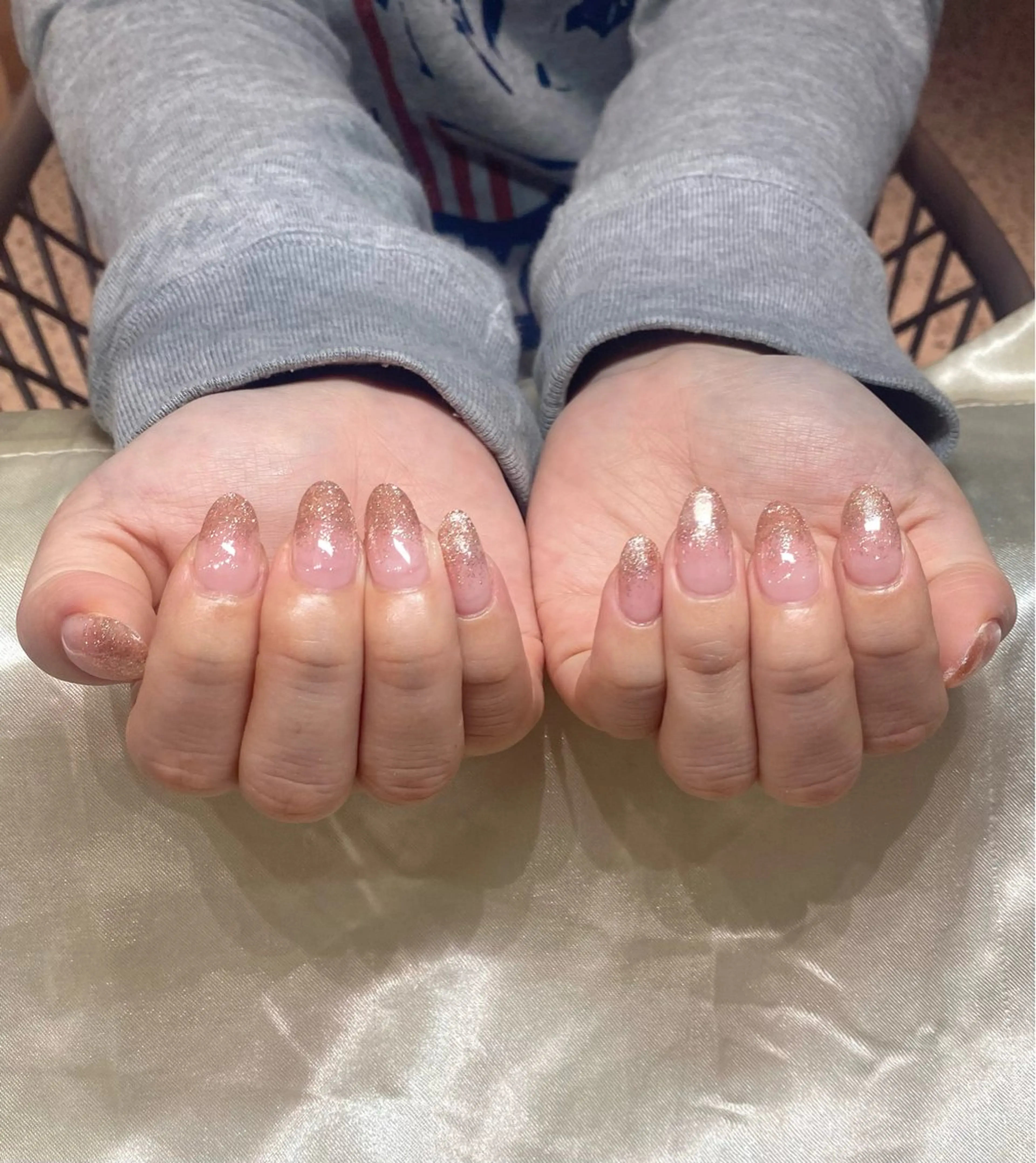 ネイル グラデーション ラメ(グリッター) ラメグラデーション Roy心斎橋 谷口のネイルデザイン