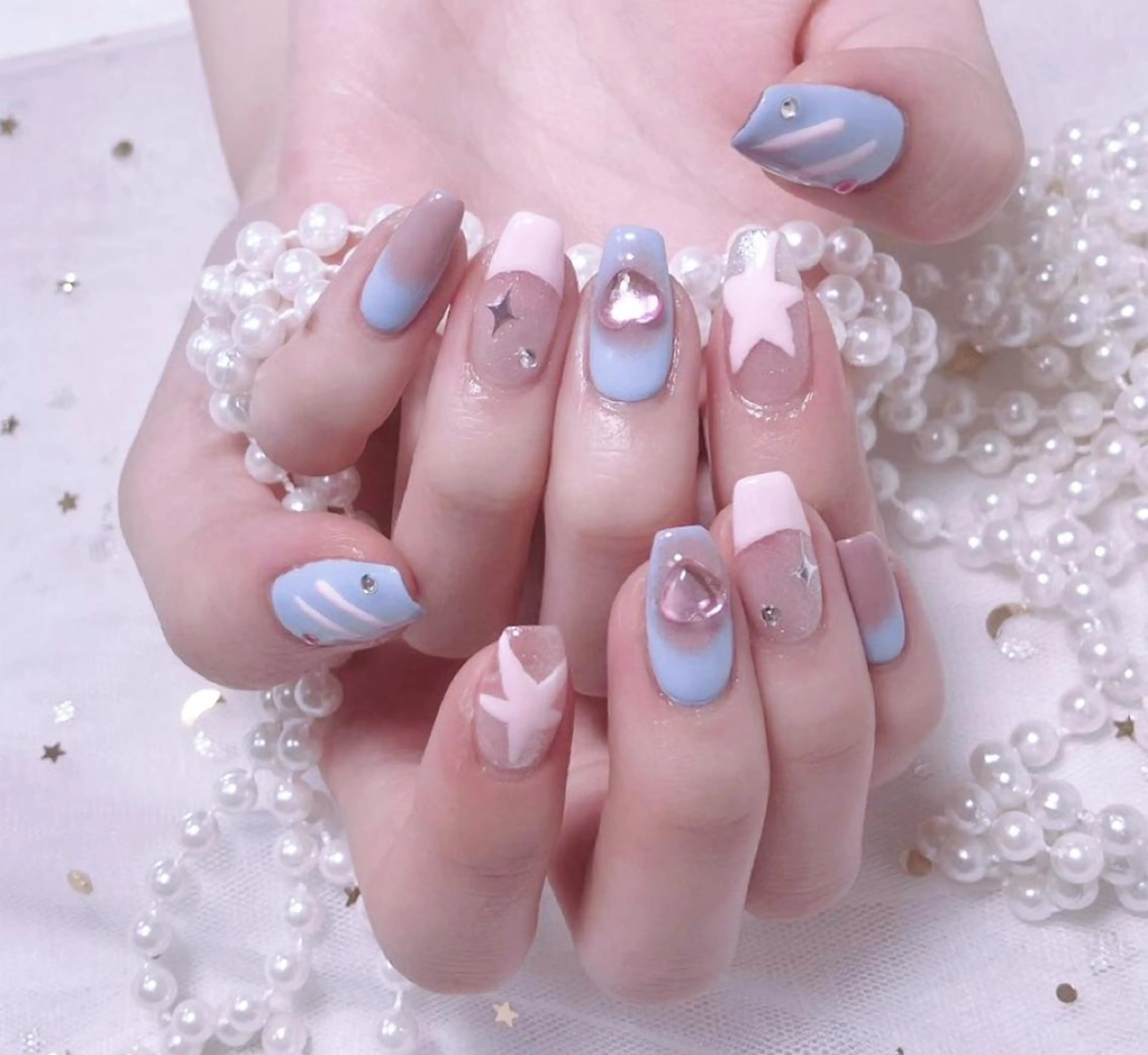 ネイル 美奈🎀 ミナ🎀のネイルデザイン