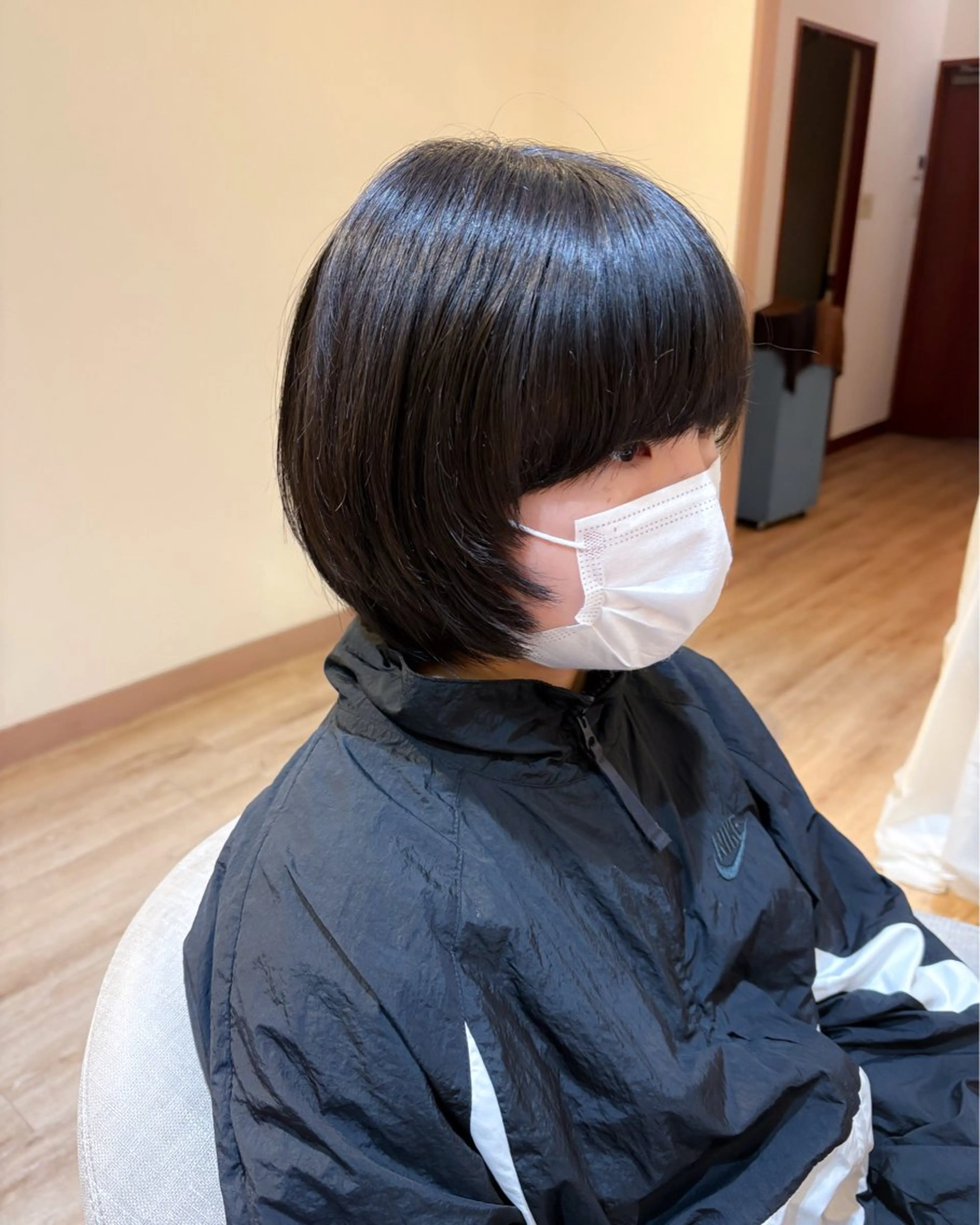 ショート 顔まわりレイヤー 顔周りカット レイヤーカット 石平 暖のヘアスタイル