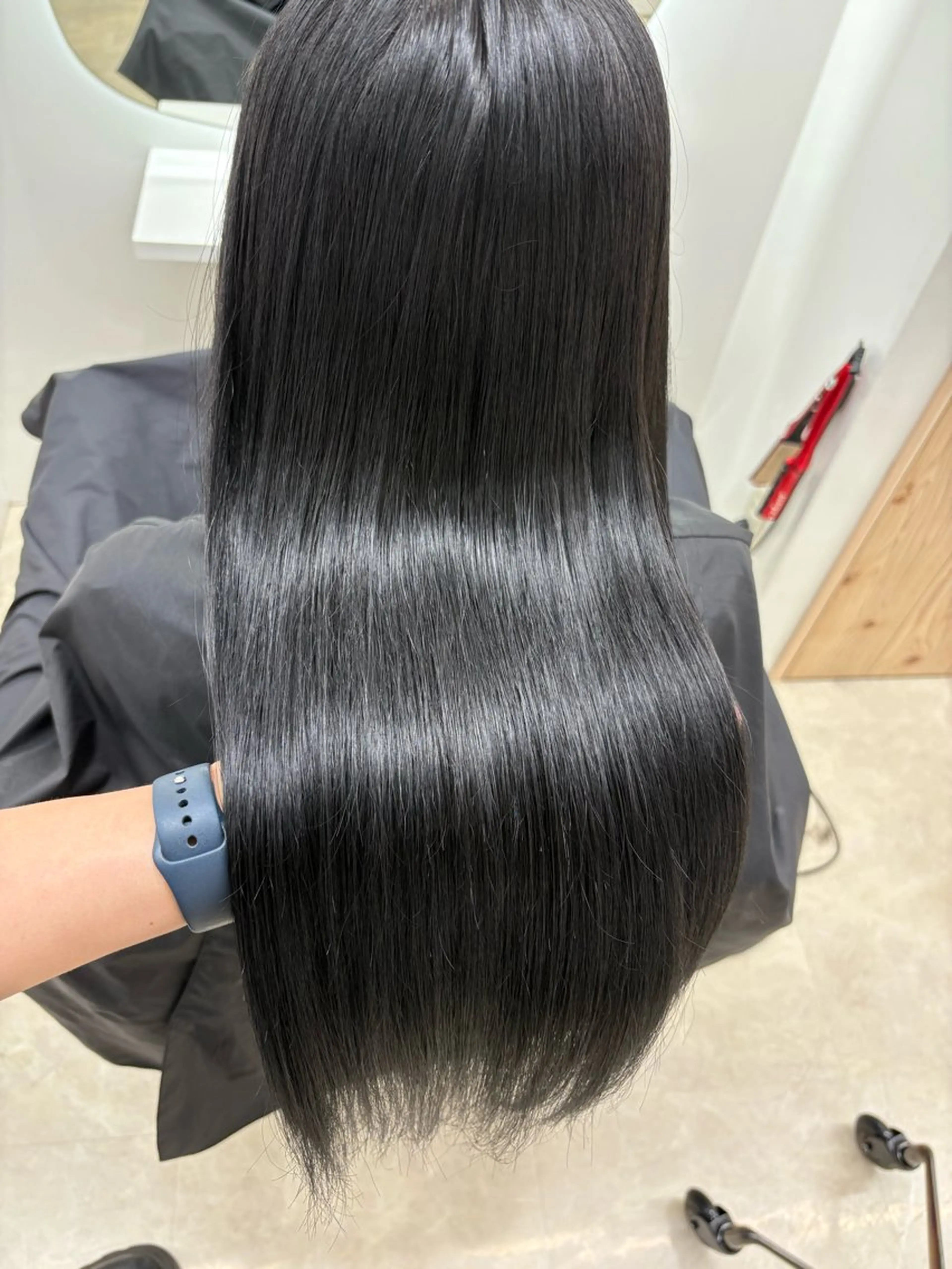セミロング カラー ヘアカラー 新宿/韓国ヘア/ 髪質改善ストレートのヘアスタイル