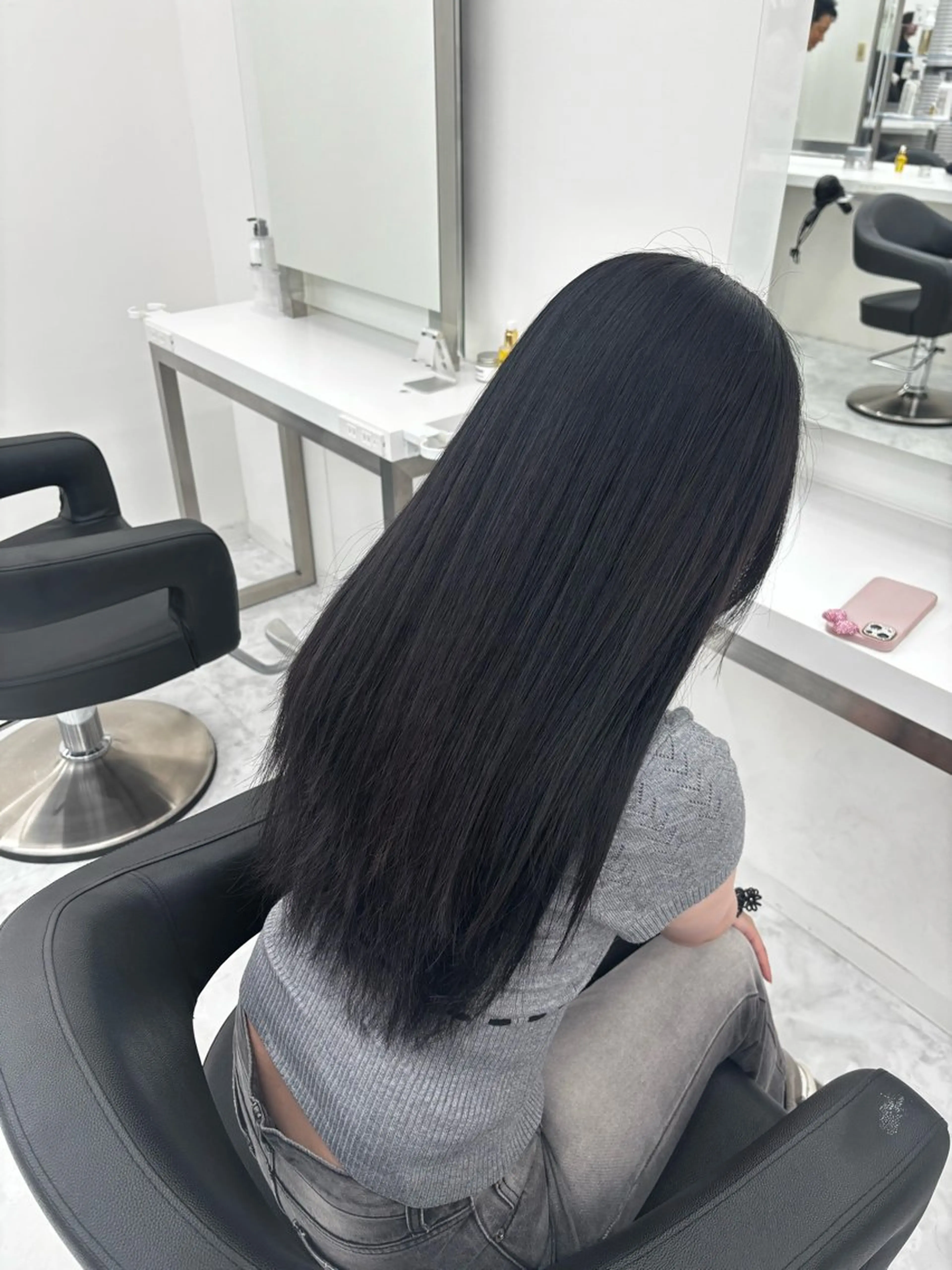 ロング HINAKO🩵 寒色カラー🪽のヘアスタイル