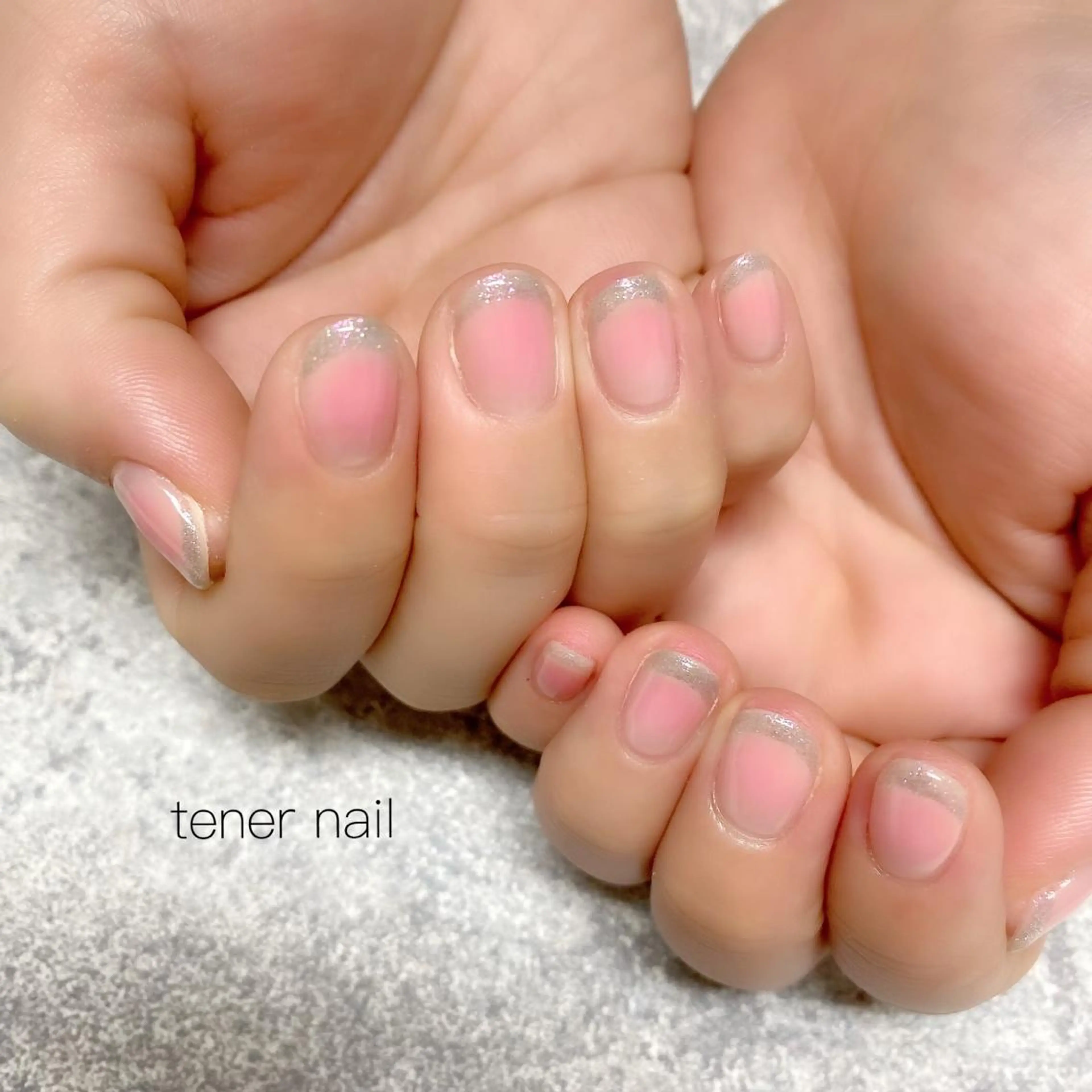 ネイル チークネイル フレンチネイル マグネットネイル マグネットフレンチ tener  nail  テネルネイル所属・テネルネイル tener nailのネイルデザイン