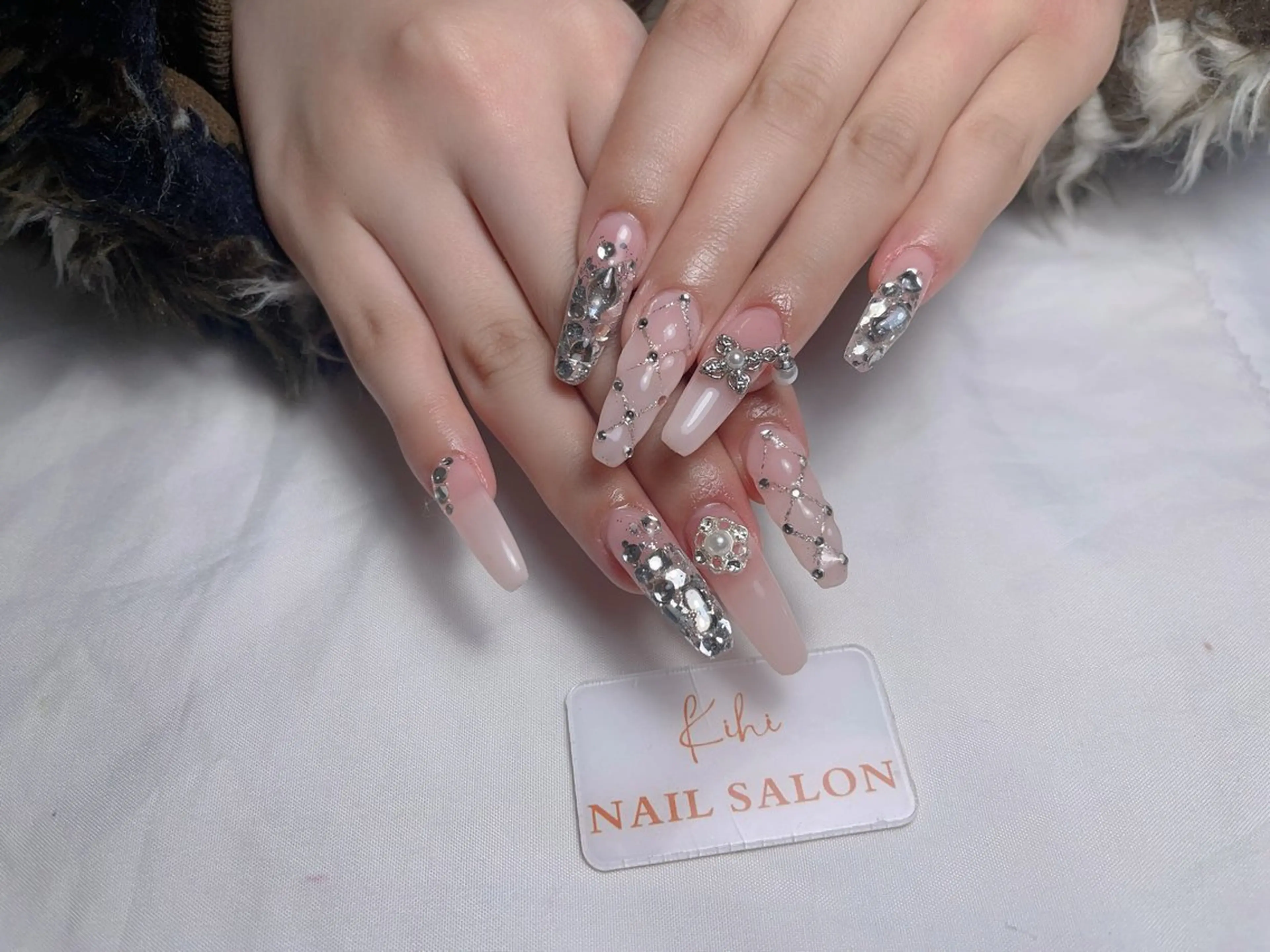 ネイル アートネイル フレンチネイル ジェルネイル グラデーション 韓国ネイル ハンドネイル 💕鈴木ユリ パラジェル/オフ無料のネイルデザイン