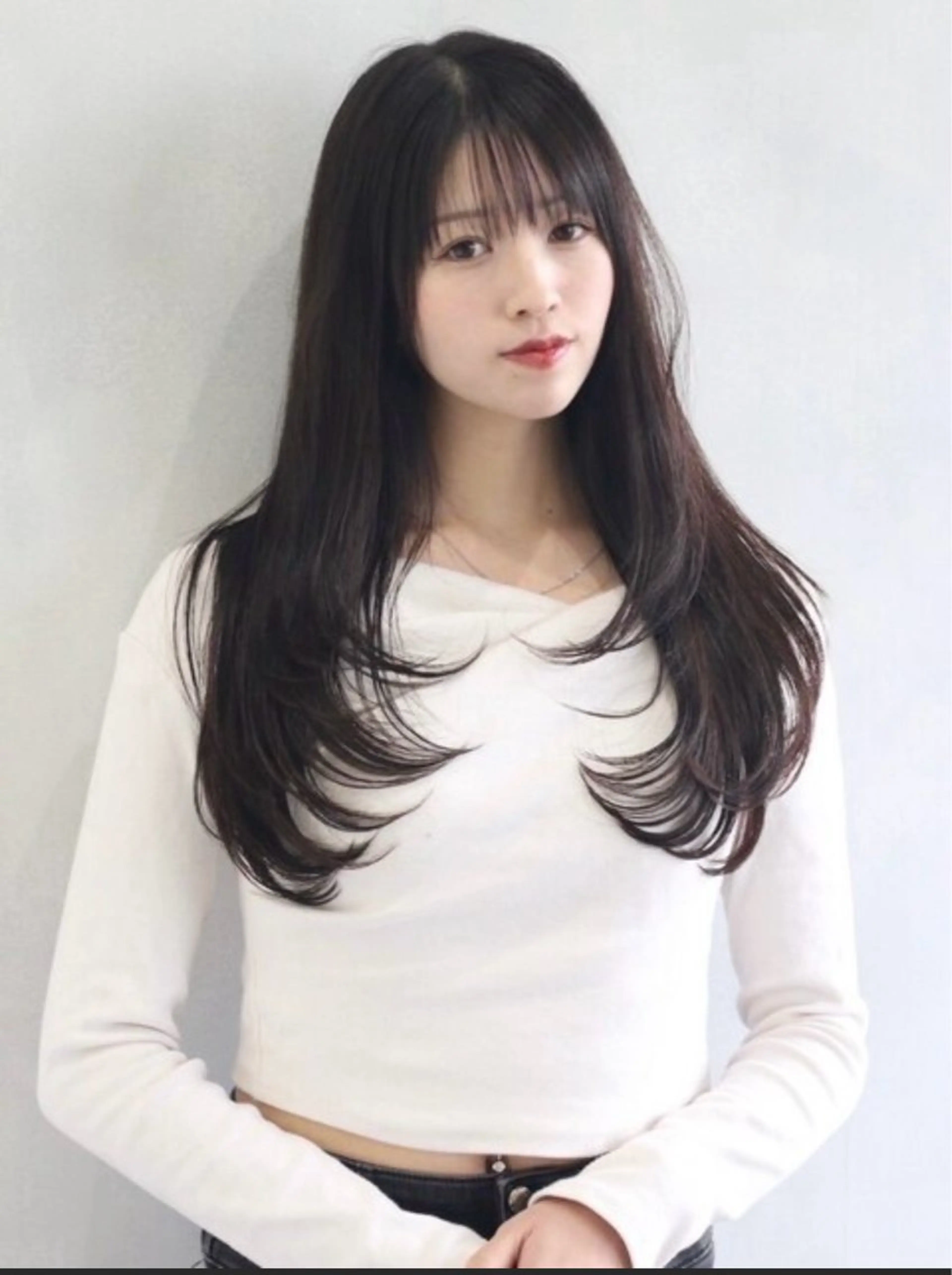 ロング ロングレイヤー レイヤーカット ロング ヘアメイクアース所属・片桐 美咲のヘアスタイル