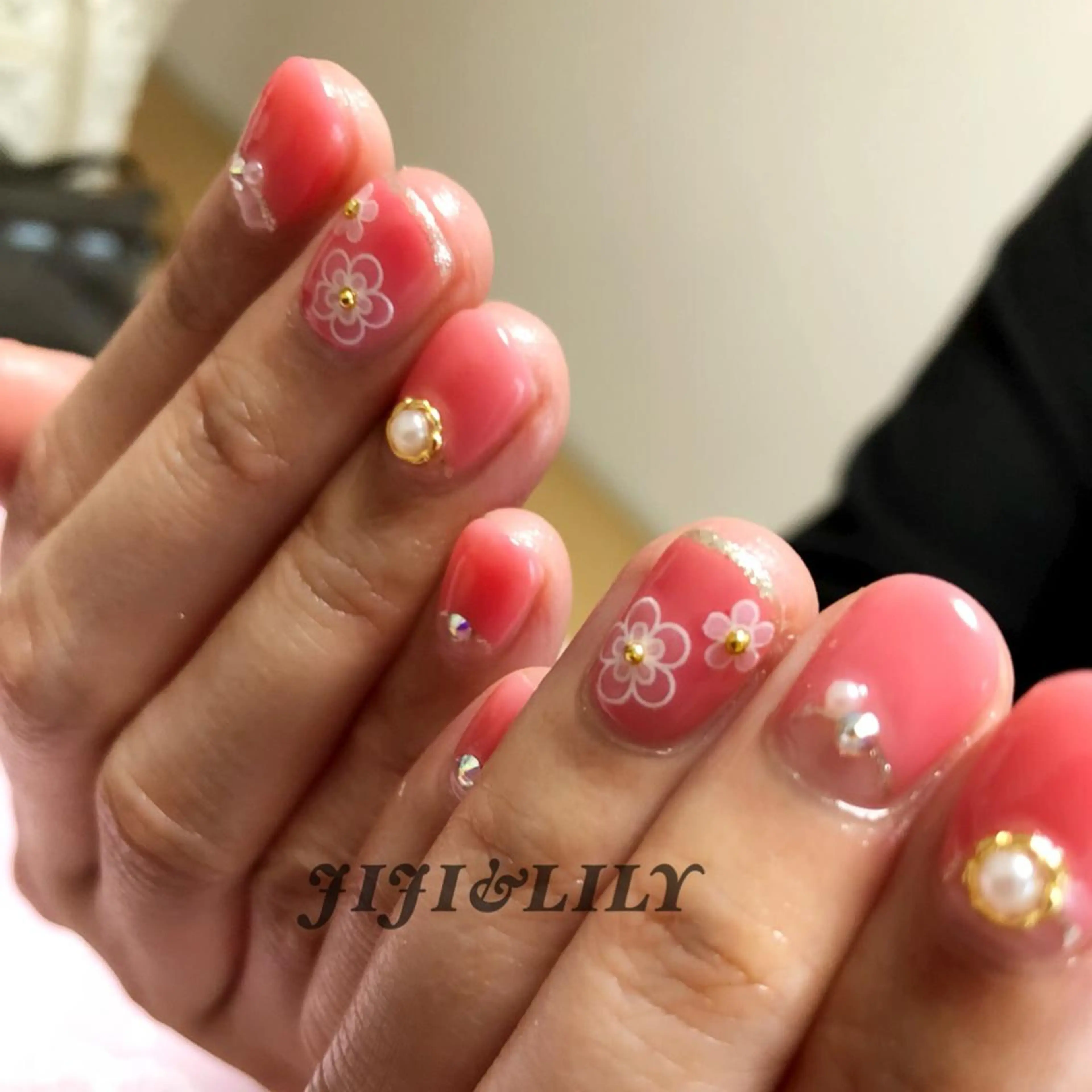 ネイル 持ち込み 春ネイル 豊田 圭子のネイルデザイン