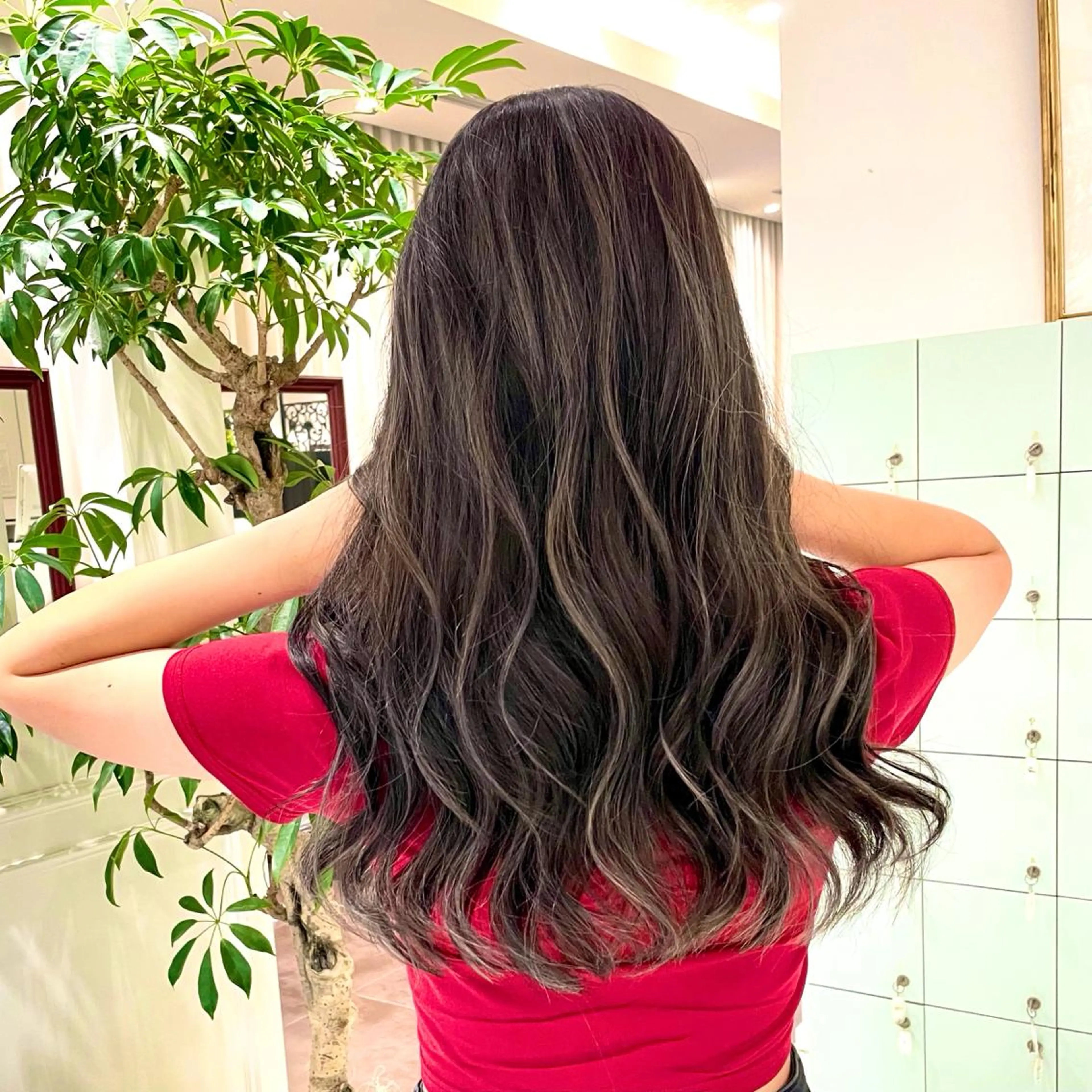 ロング カラー ヘアアレンジ ヘアカラー トリートメント ヘッドスパ ヘアセット 🌹TikTok４万 ﾌｫﾛﾜｰ🌹AKIのヘアスタイル