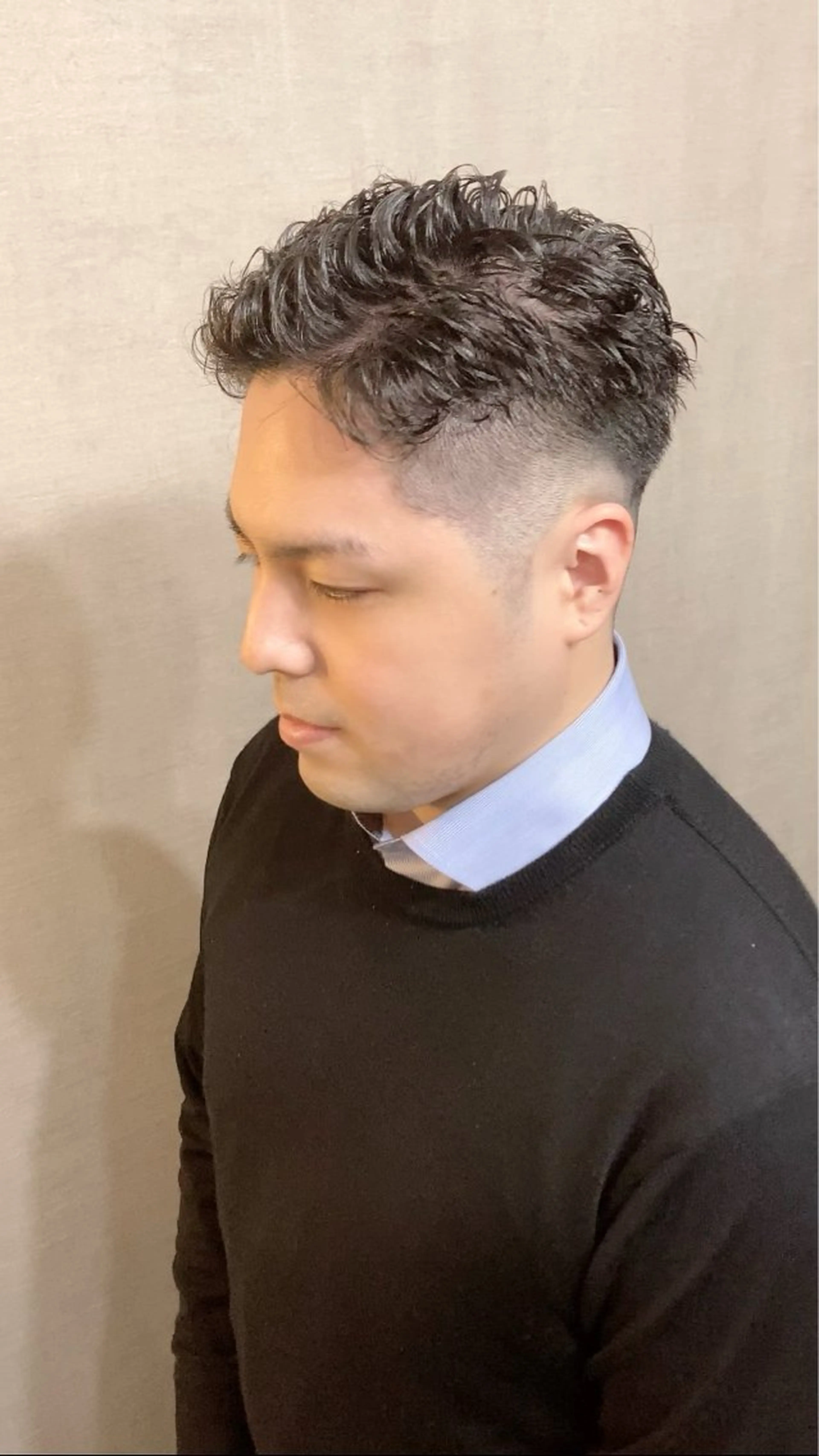 ショート メンズ ビジネス メンズパーマ ショートヘア カット AUTHENTIC private mens hair salon所属・完全個室マンツーマン メンズサロン草野貴樹のヘアスタイル