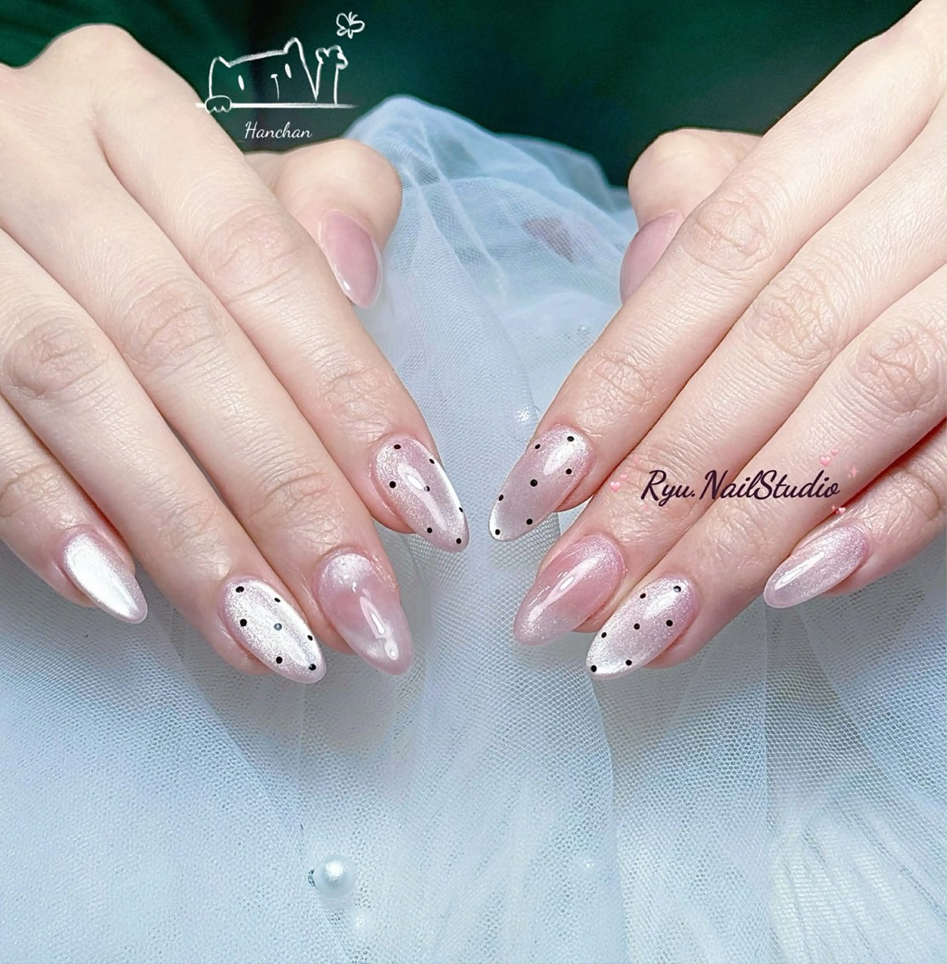 ネイル アートネイル ジェルネイル マグネットネイル ニュアンスネイル シンプルネイル ハンドネイル Ryunail所属・Ryu Nail NekoChanのネイルデザイン