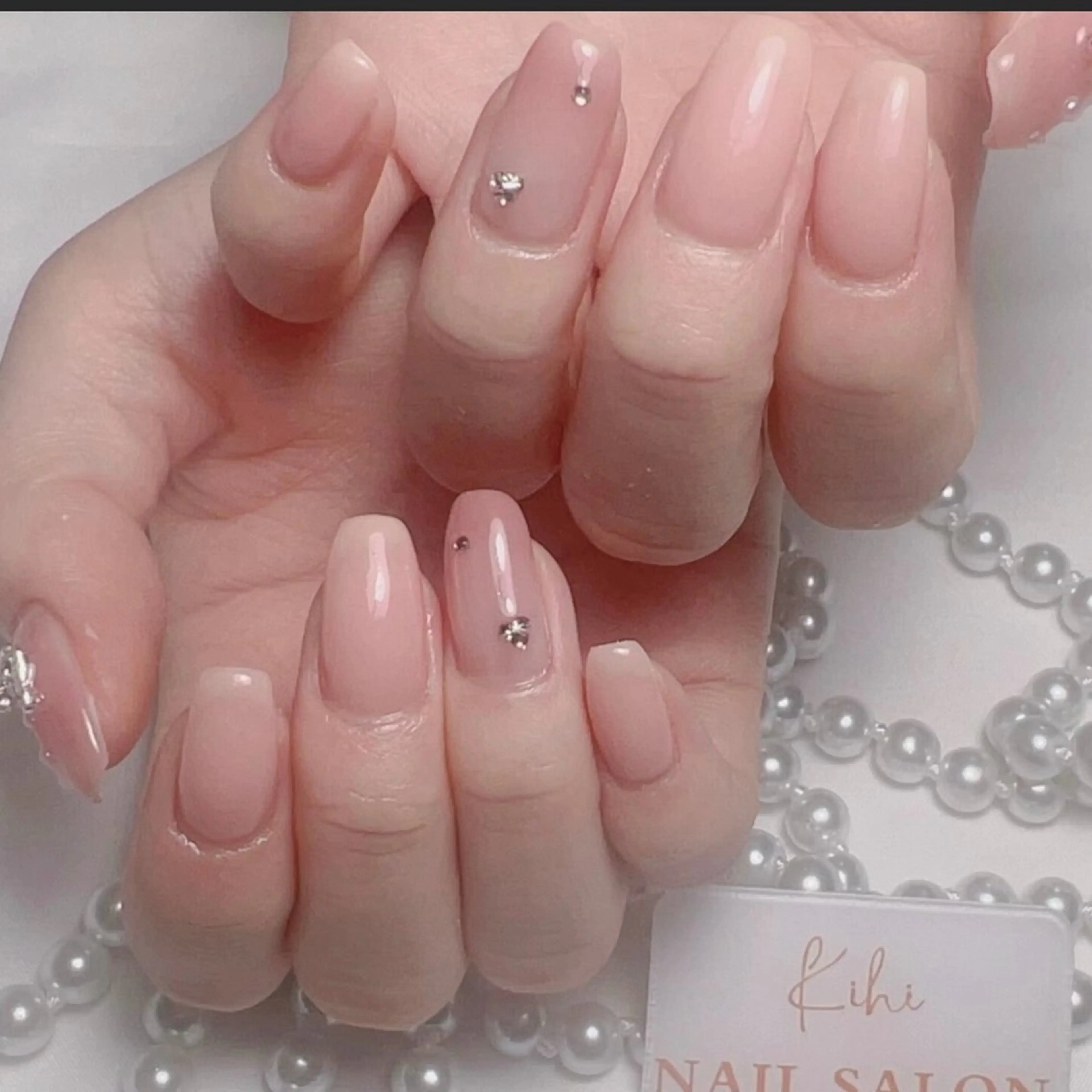 ネイル アートネイル フレンチネイル ジェルネイル グラデーション 韓国ネイル ハンドネイル 💕鈴木ユリ パラジェル/オフ無料のネイルデザイン