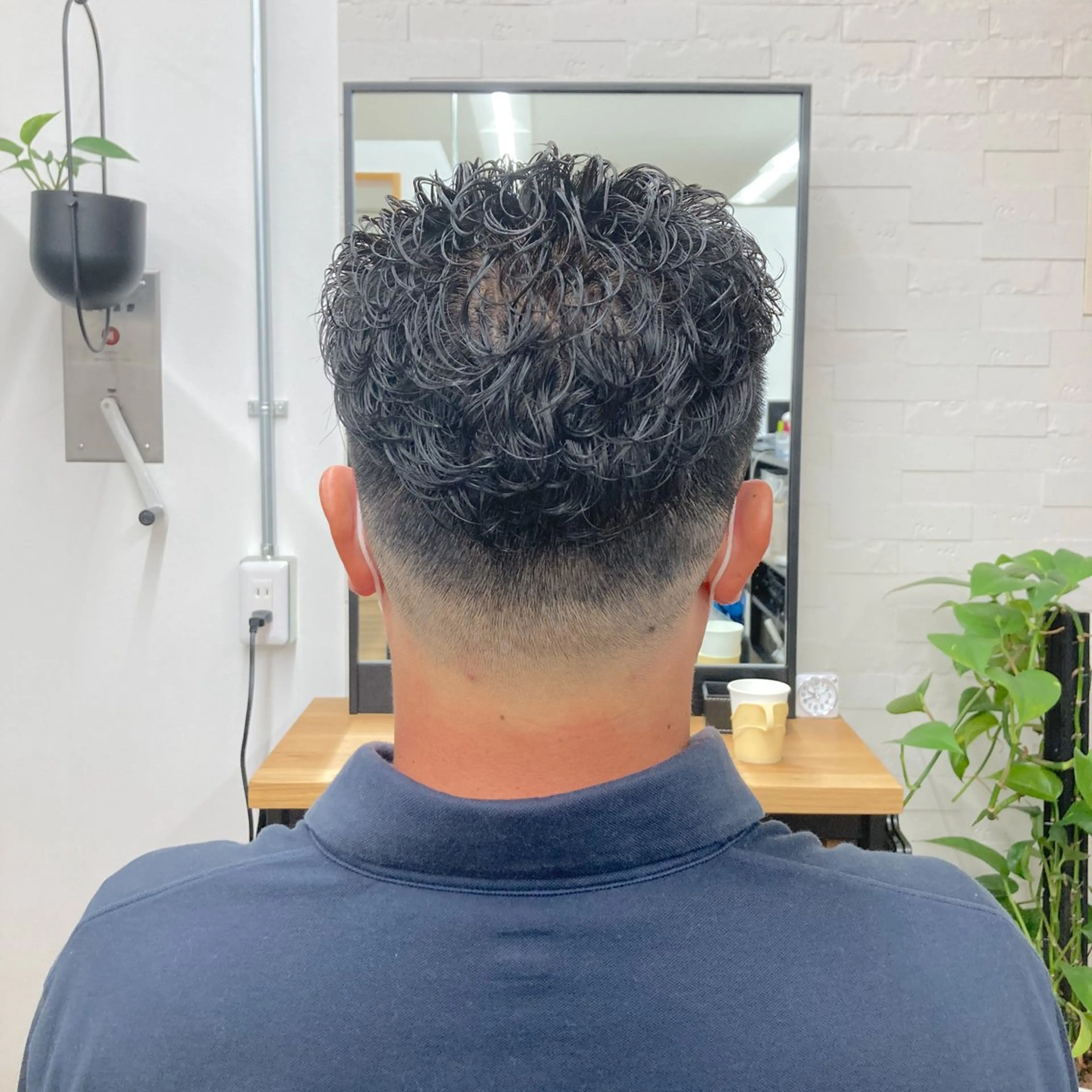 ショート メンズ フェードカット カット パーマ メンズ特化/垣見 隼人のヘアスタイル