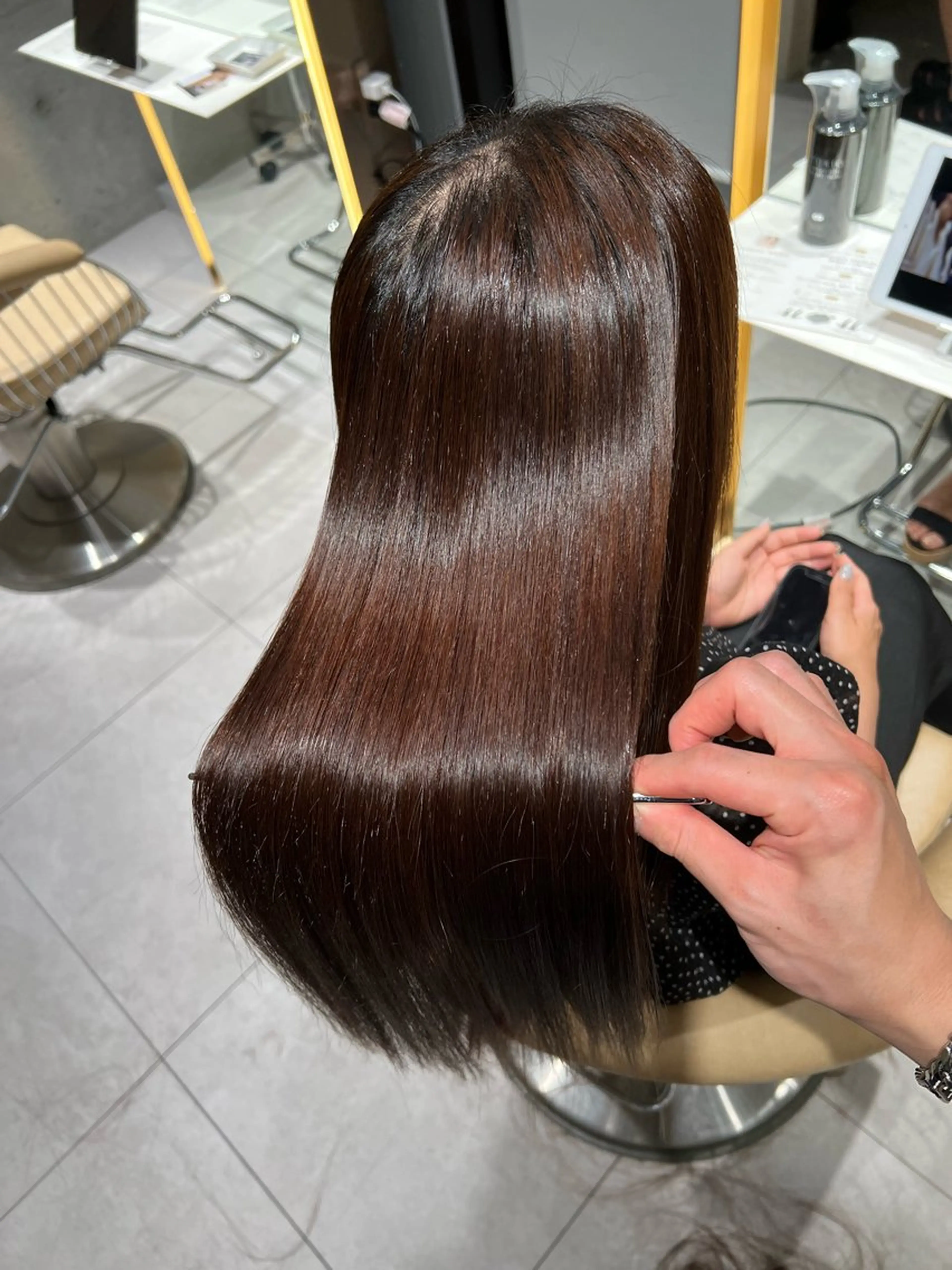 ロング 縮毛矯正 カット 縮毛矯正 トリートメント 福岡縮毛矯正✨️ ストレート 向井和輝のヘアスタイル