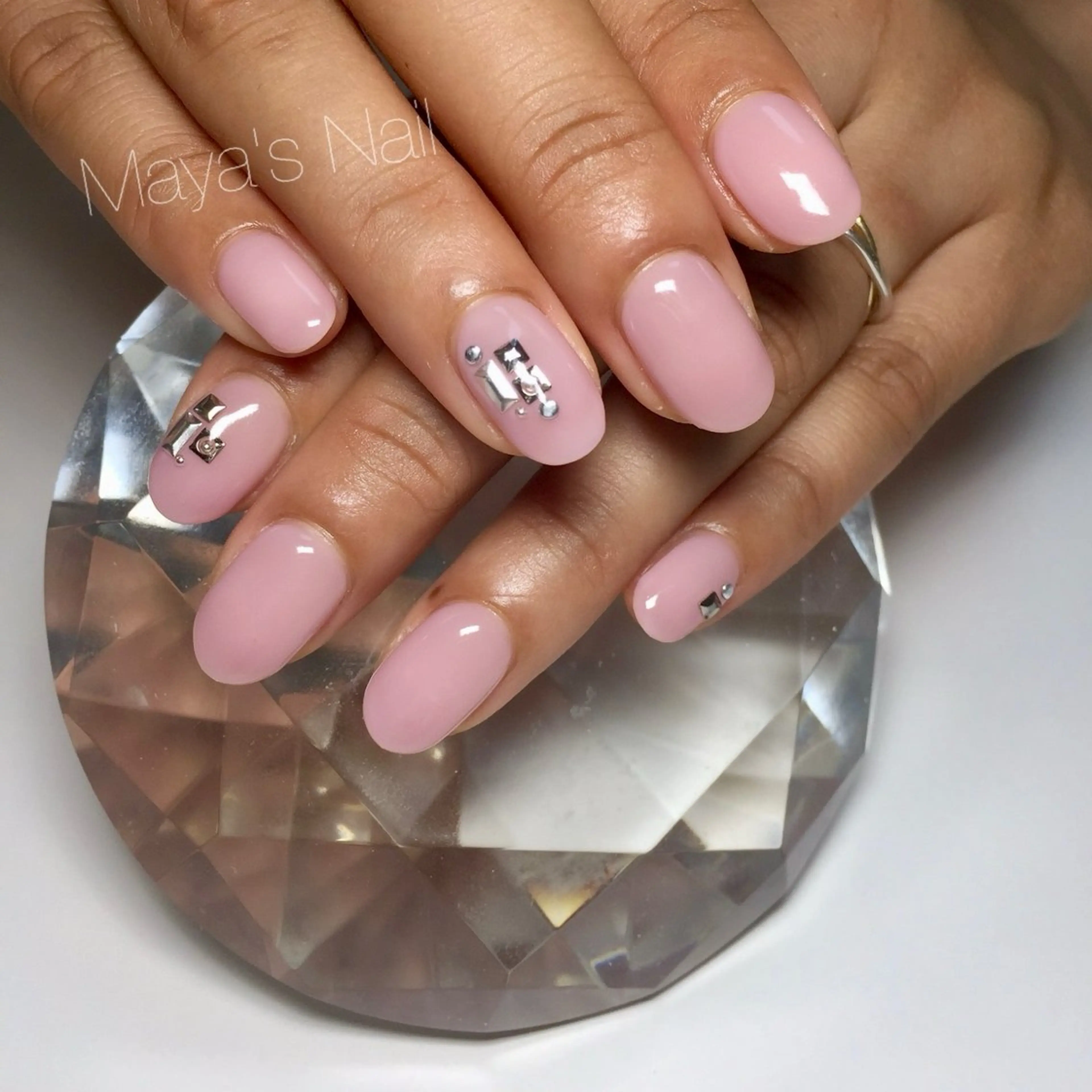 ネイル Maya Privateのネイルデザイン