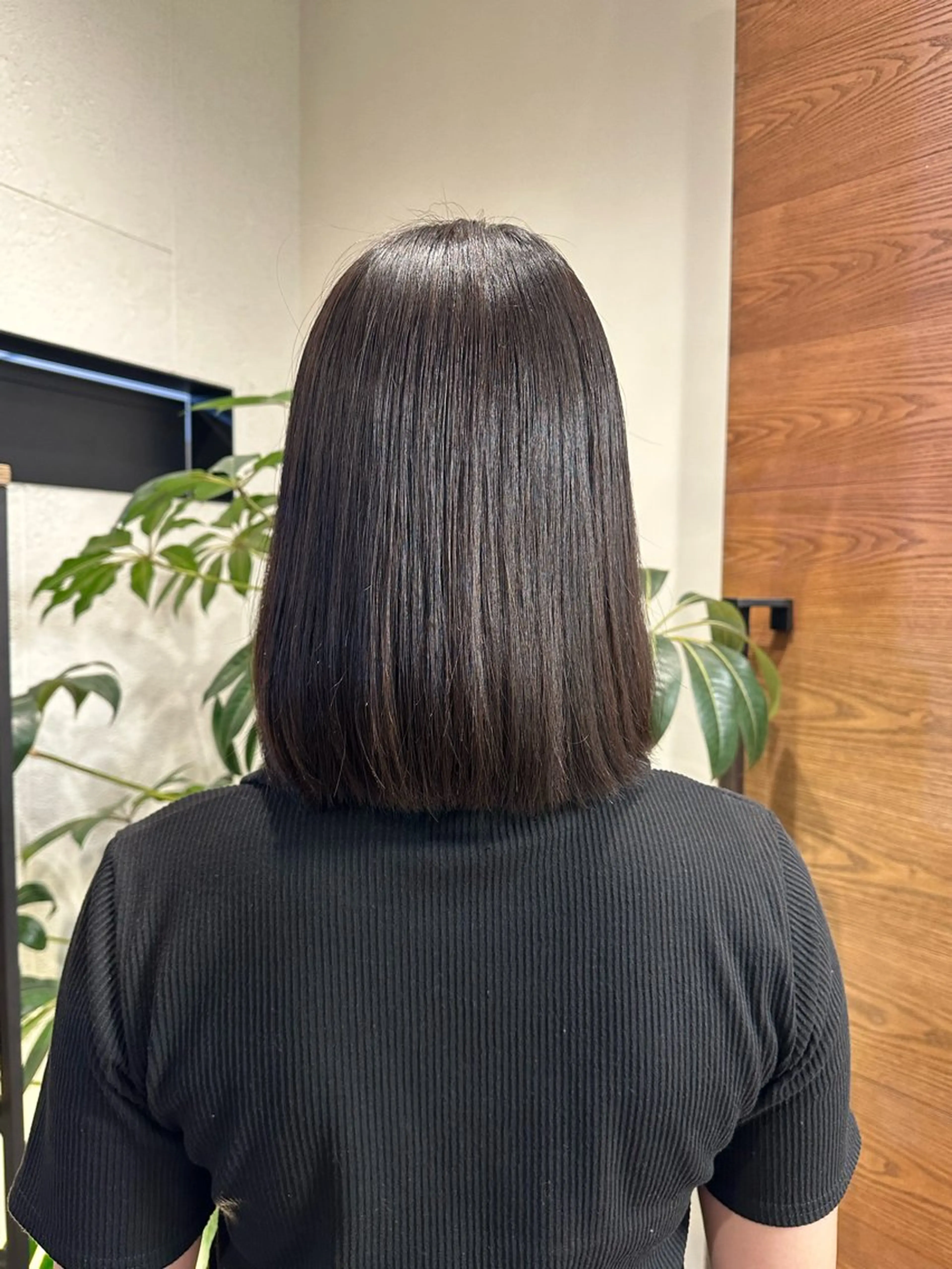 ミディアム momo 札幌美容師のヘアスタイル