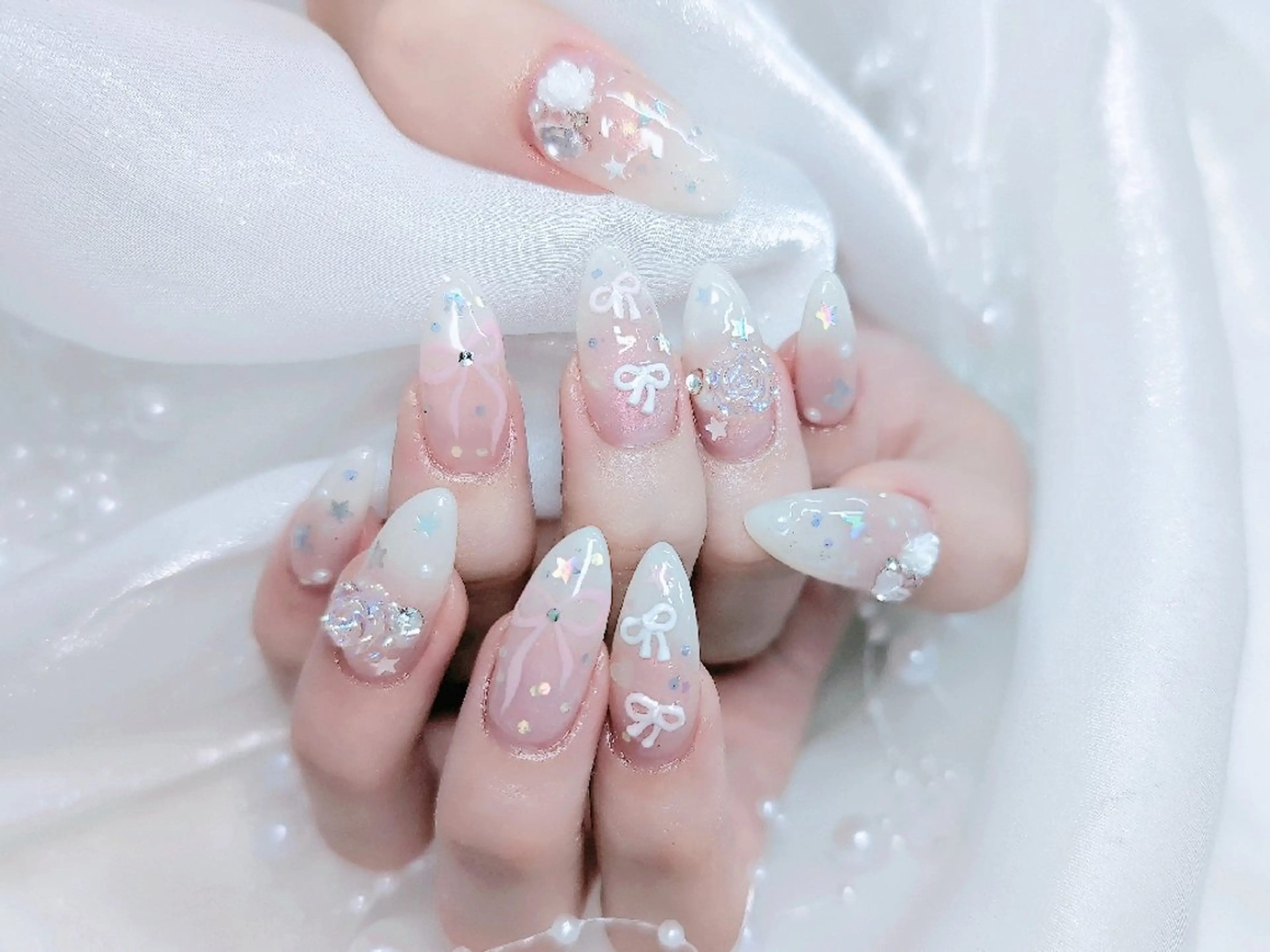 ネイル 長さ出し フラッシュネイル フレンチネイル キラキラネイル ラメ(グリッター) Chouette Nailのネイルデザイン