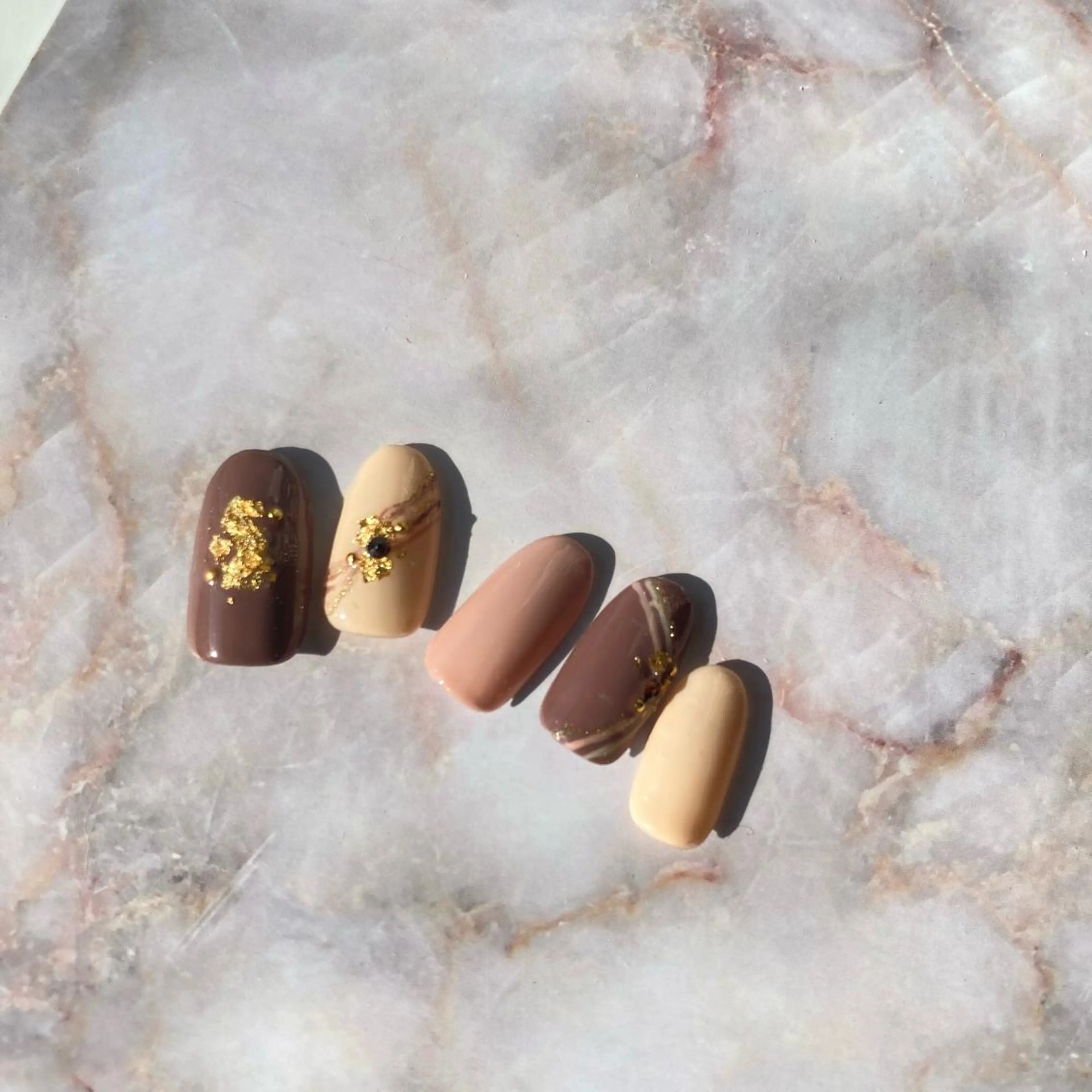 ネイル Nail & Epi  salon lapis所属・乃木坂六本木 ラピスＹＵＫＩのネイルデザイン