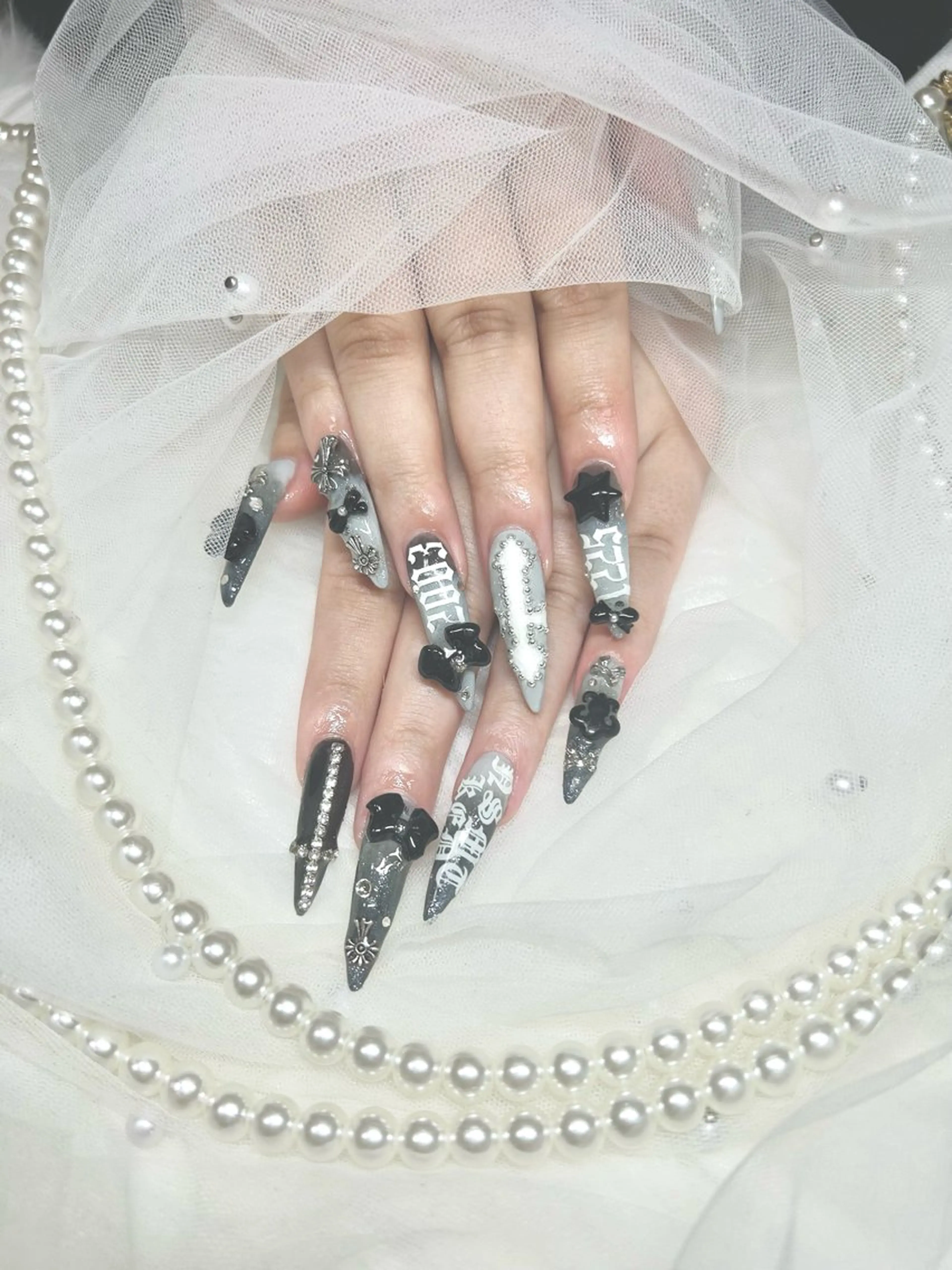 ネイル ハンドネイル 【Laule‘a 】のネイルデザイン