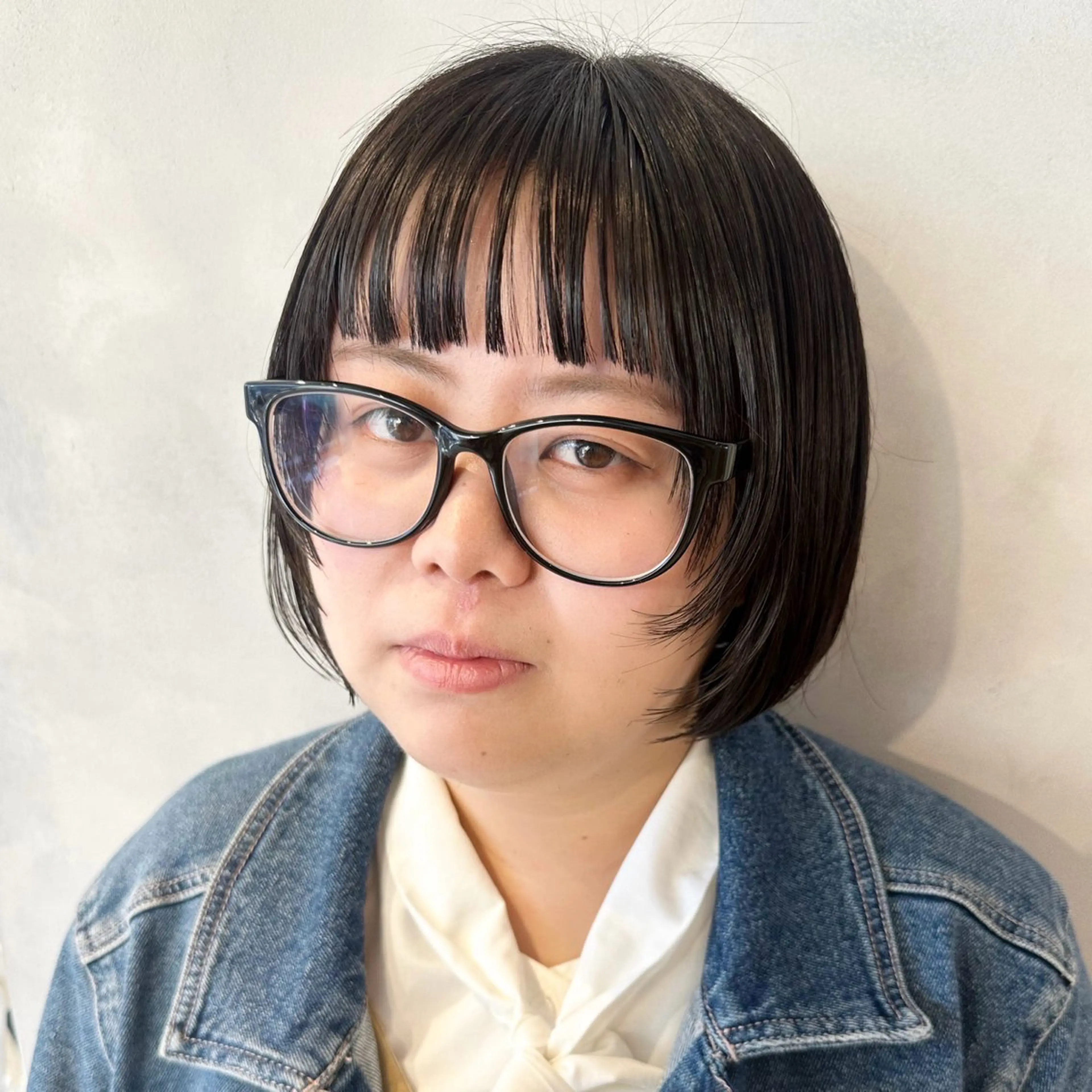 ショート カット トリートメント デザインカラー/パー マ🦖外岡咲希🦖のヘアスタイル