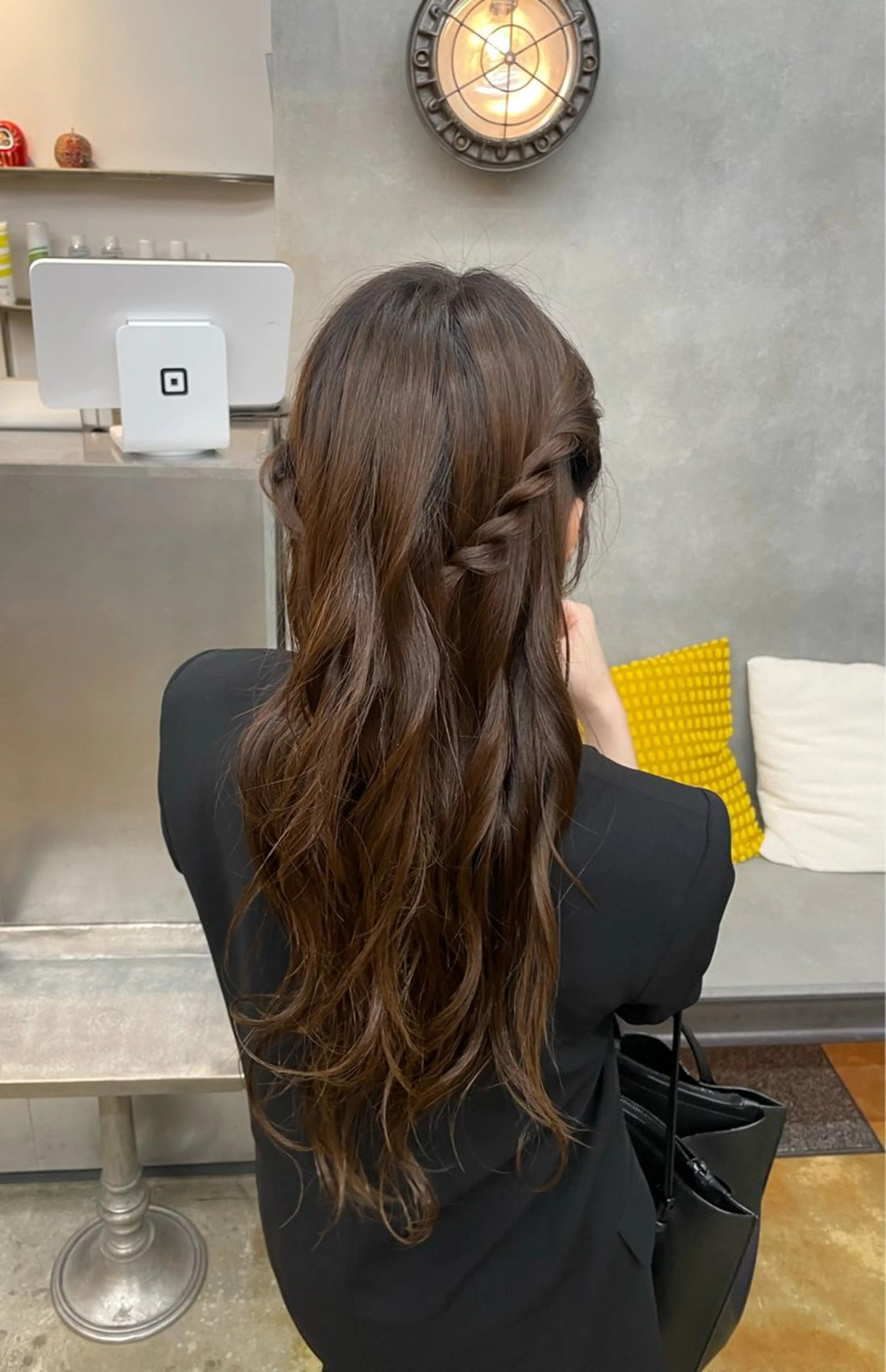 ロング ヘアセット BELO 大阪店所属・BELO OSAKA カエデのヘアスタイル