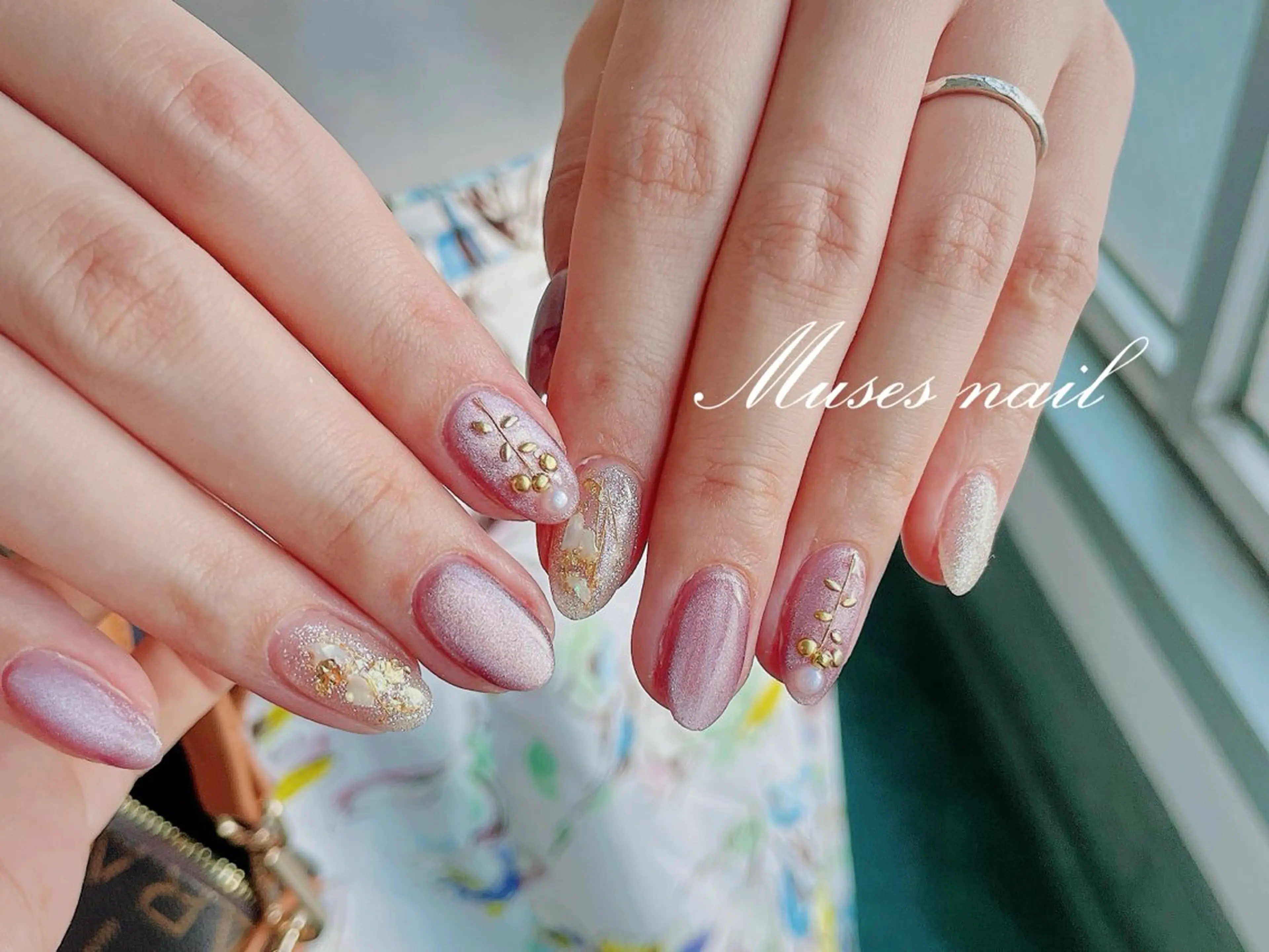 ネイル オーロラネイル チークネイル 長さ出し フレンチネイル ジェルネイル MUSES  NAIL  SALON所属・MUSES ネイルのネイルデザイン