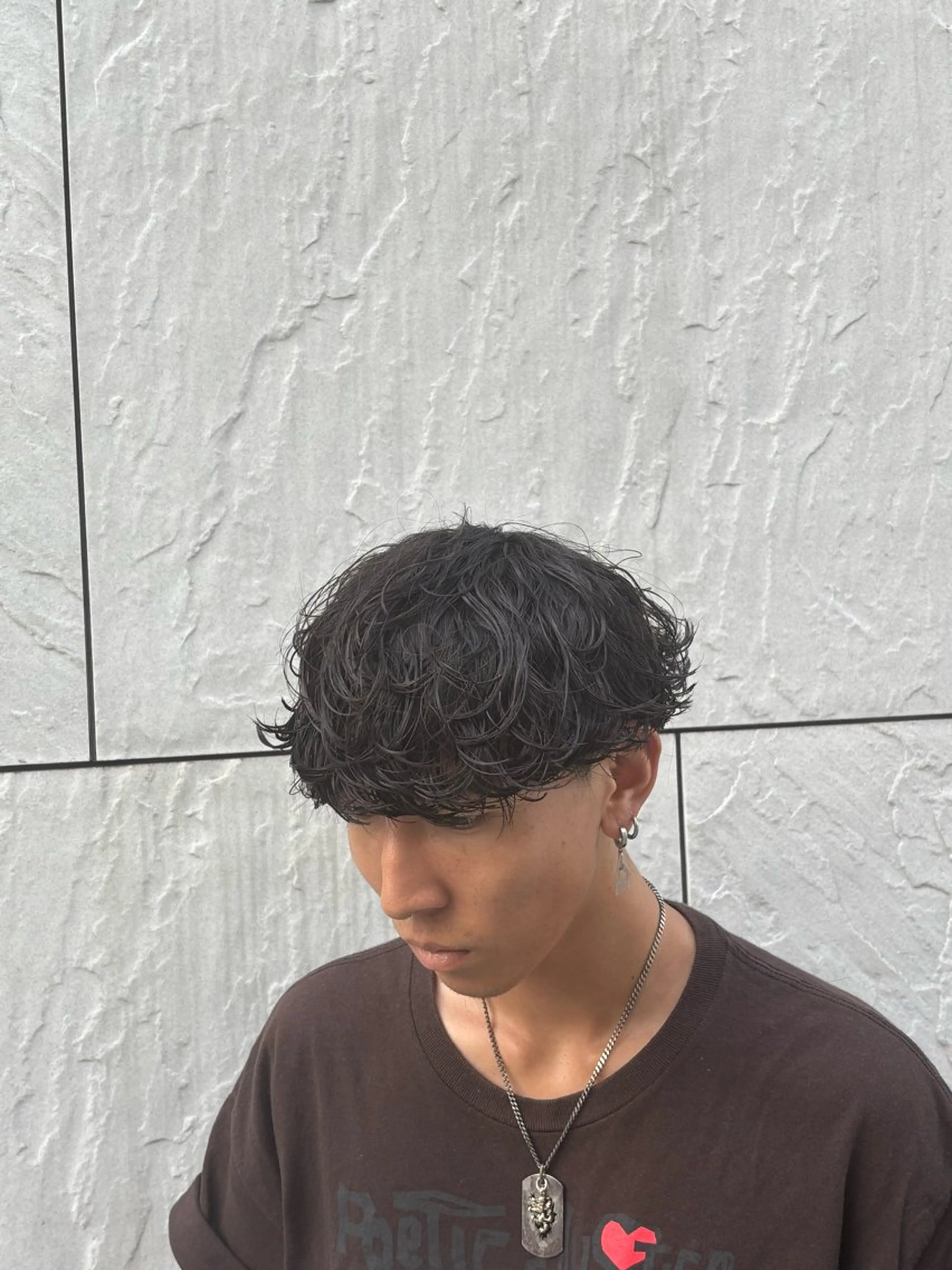 パーマ メンズハイトーン 北斗💍レイヤーのヘアスタイル