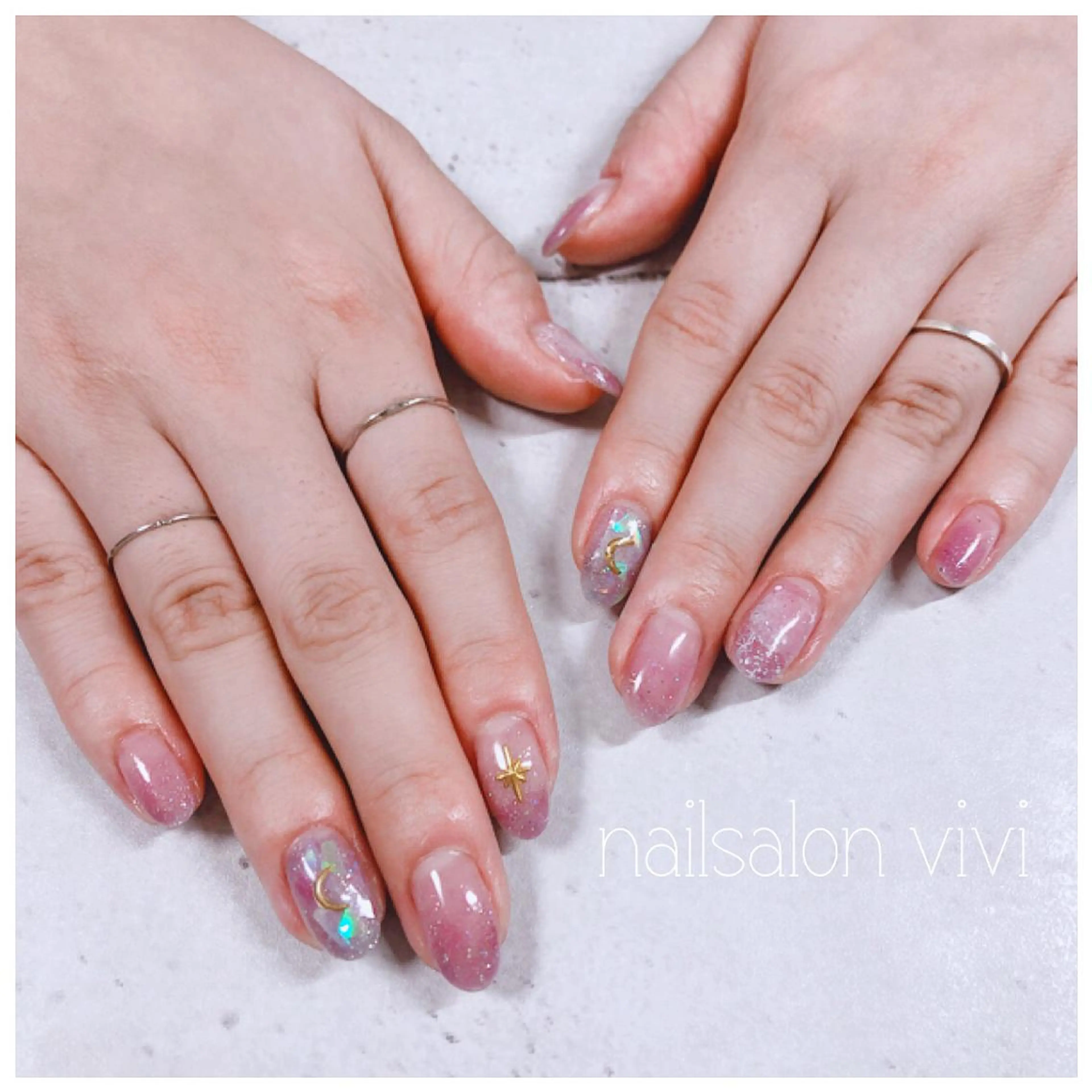 ネイル ＶＩＶＩ nailsalonのネイルデザイン