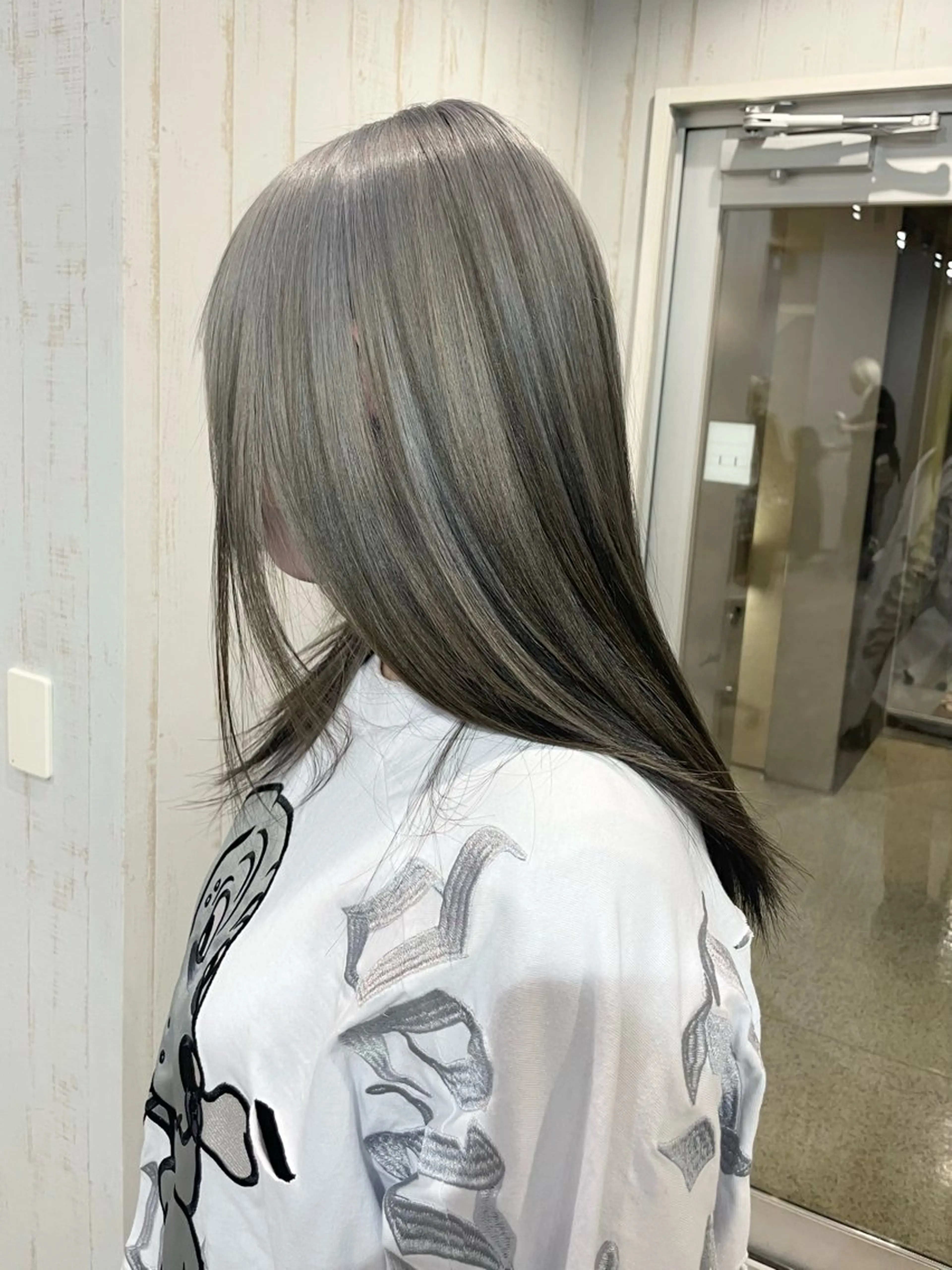 ロング カラー 深夜帯！説明文必読 Oahu iwataのヘアスタイル