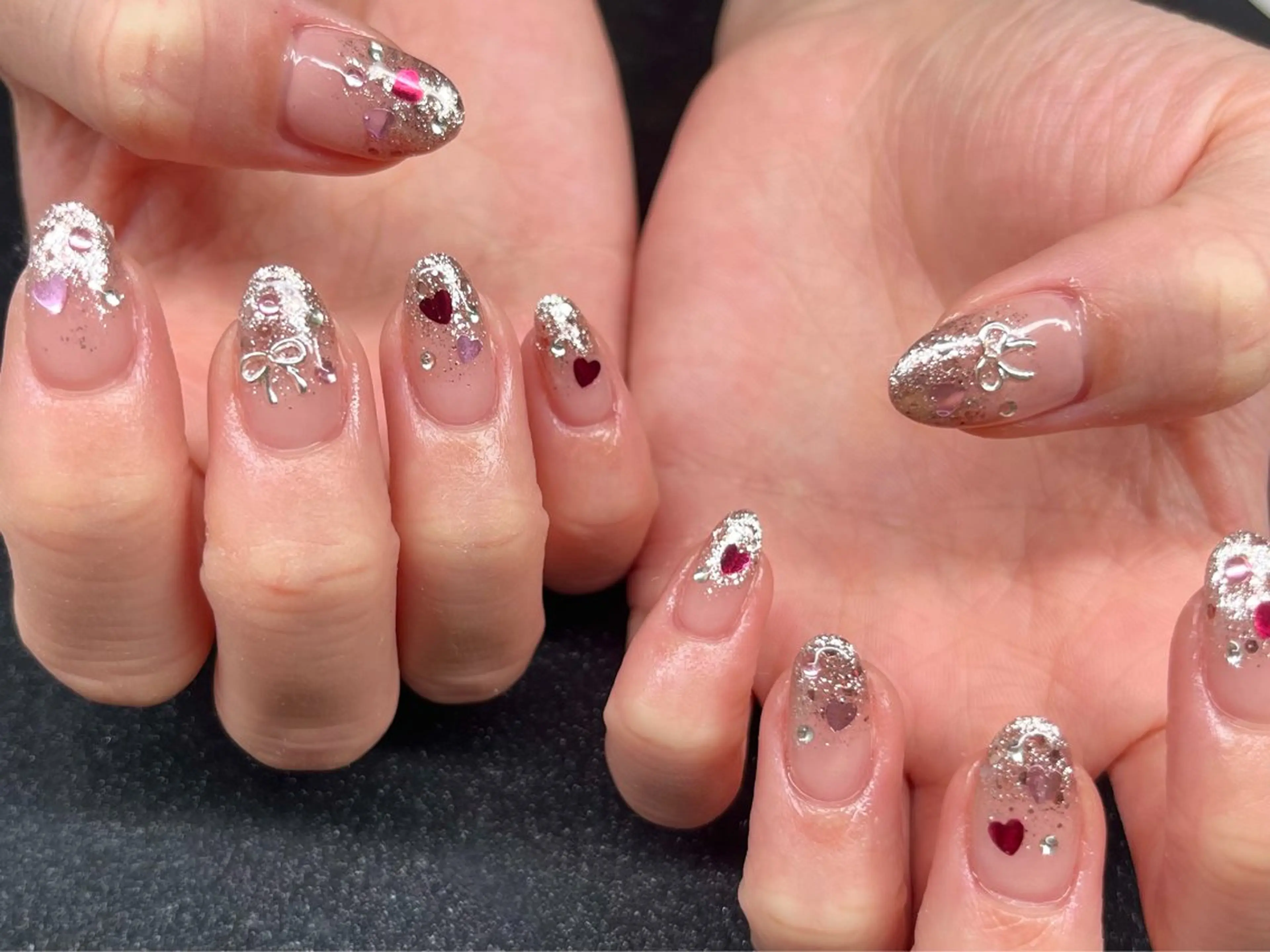 ネイル キラキラネイル ラメ(グリッター) ラメグラデーション ハンドネイル Chika .のネイルデザイン