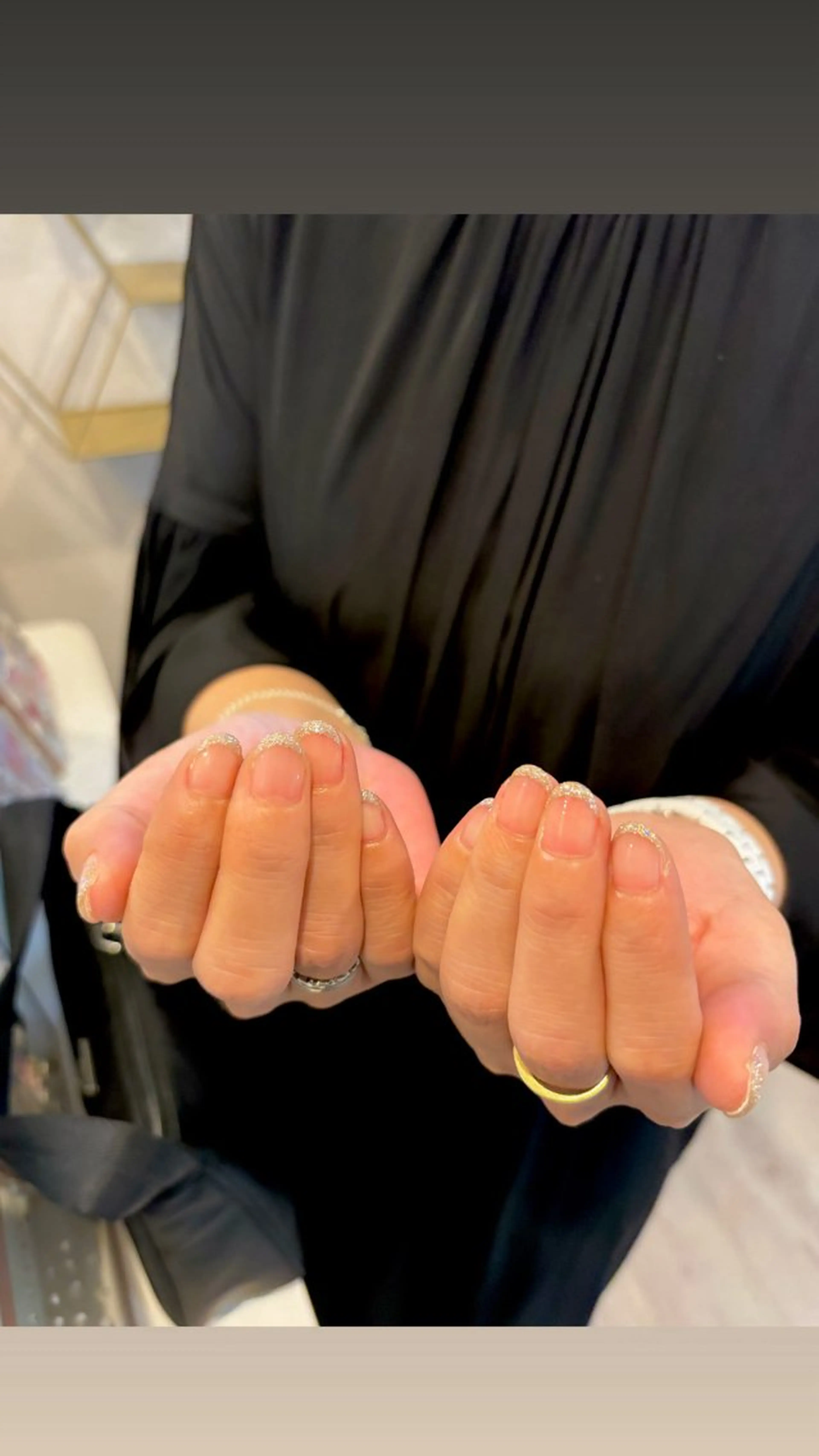 ネイル フレンチネイル ラメ(グリッター) 藤井 千咲のネイルデザイン