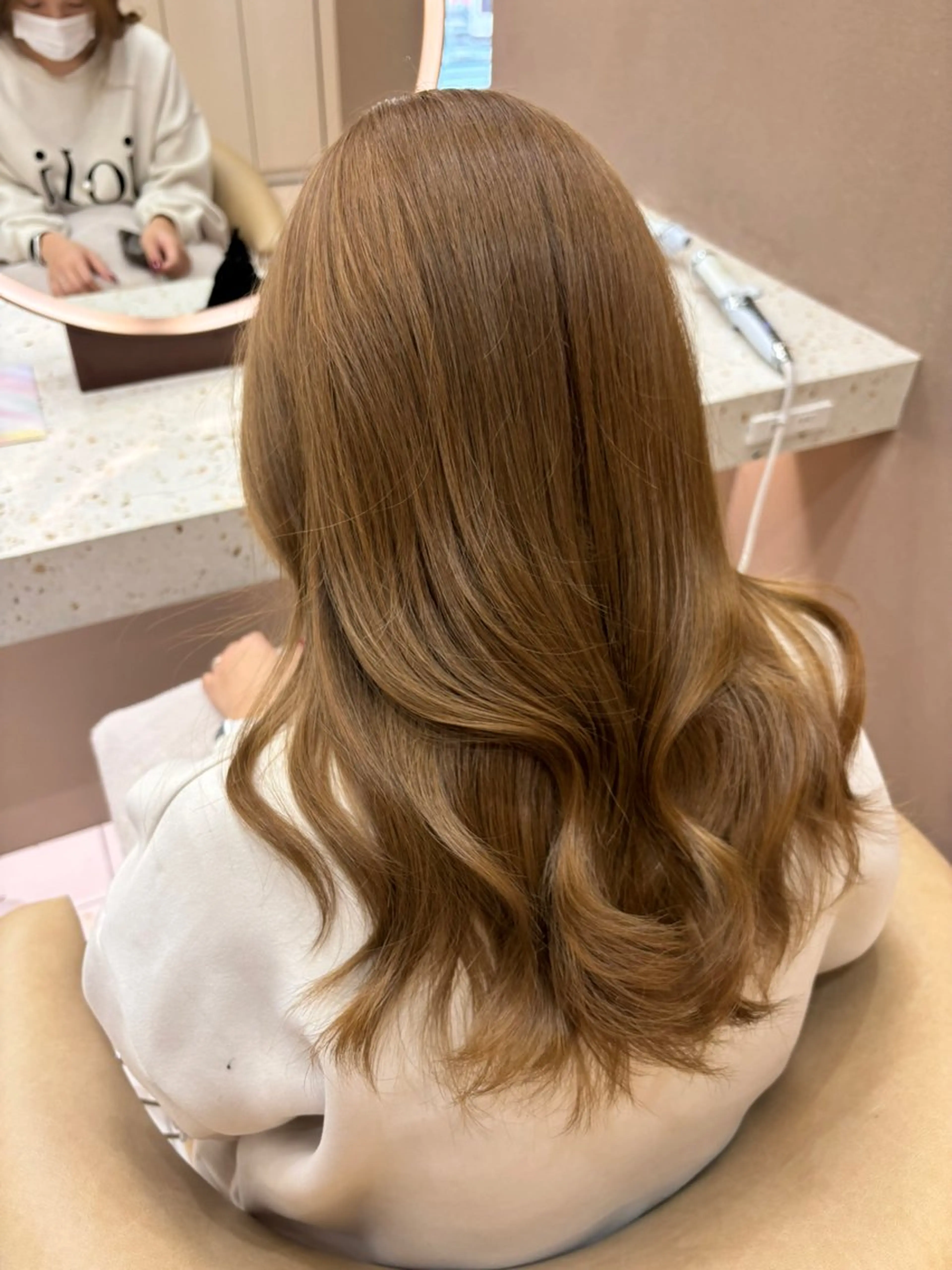 セミロング 赤み・黄みを消す 透明感カラー/松沢のヘアスタイル