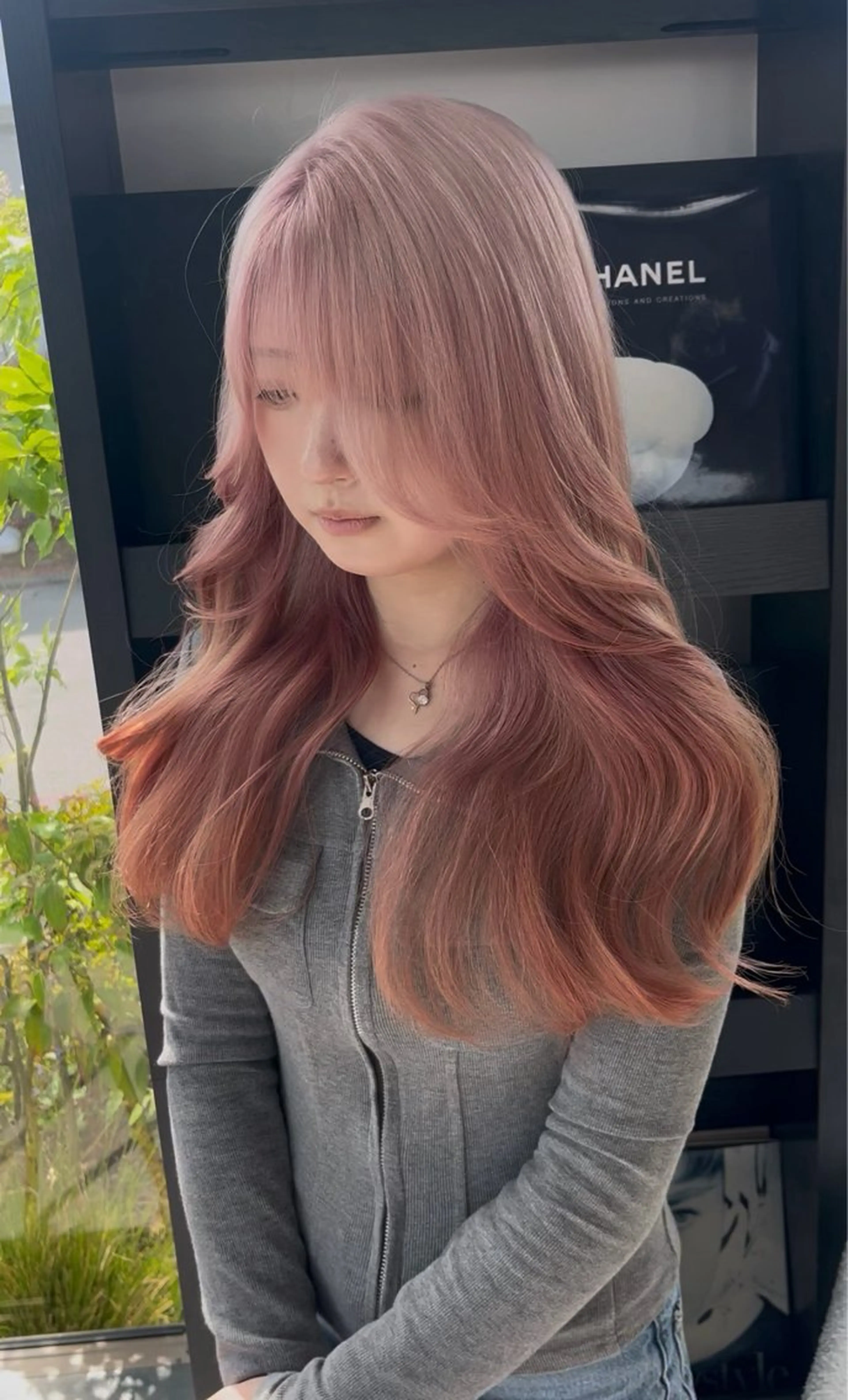 ロング 寺島 理菜のヘアスタイル