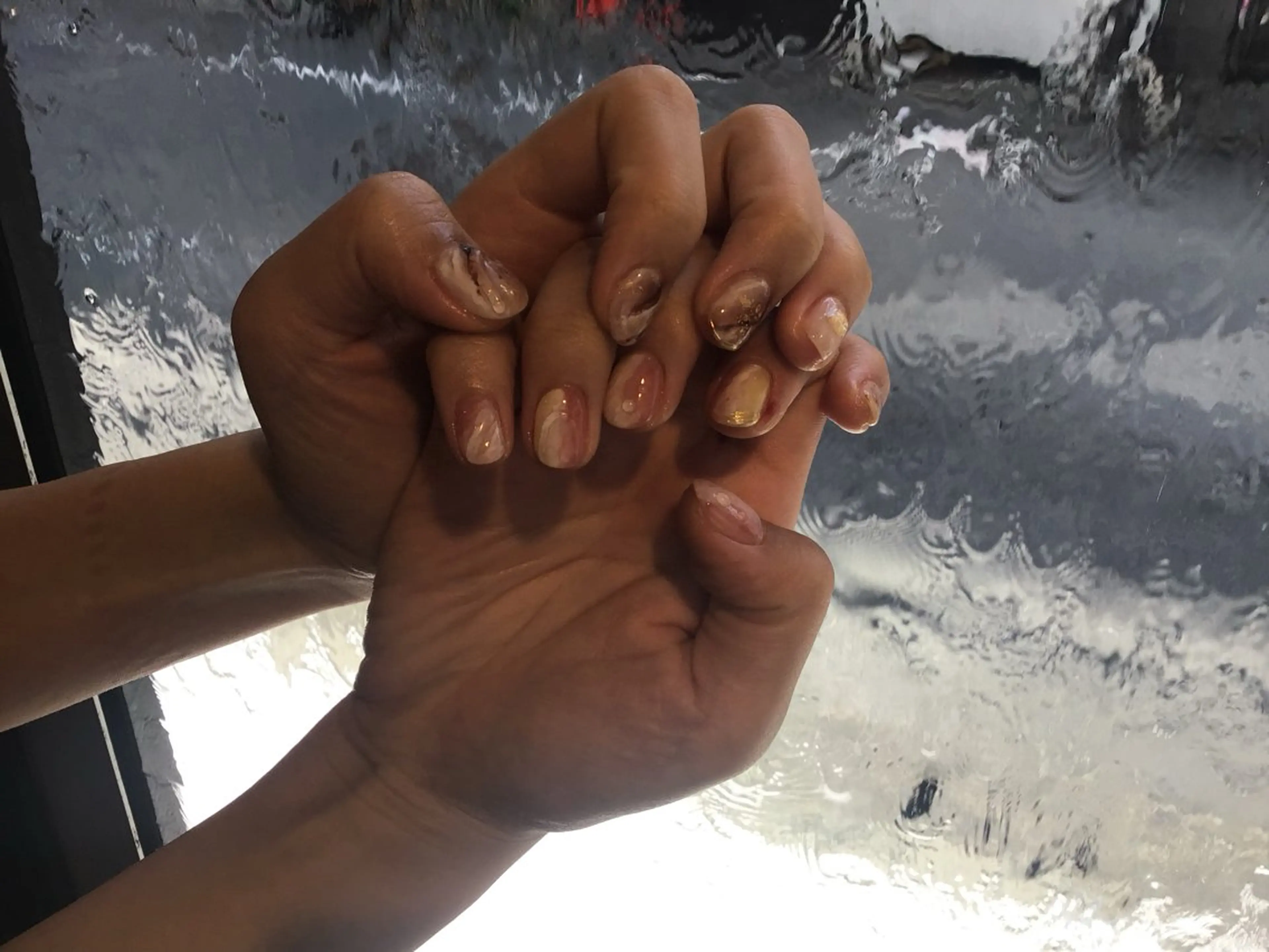 ネイル ニュアンスネイル ハンドネイル Nest 蜂谷のネイルデザイン