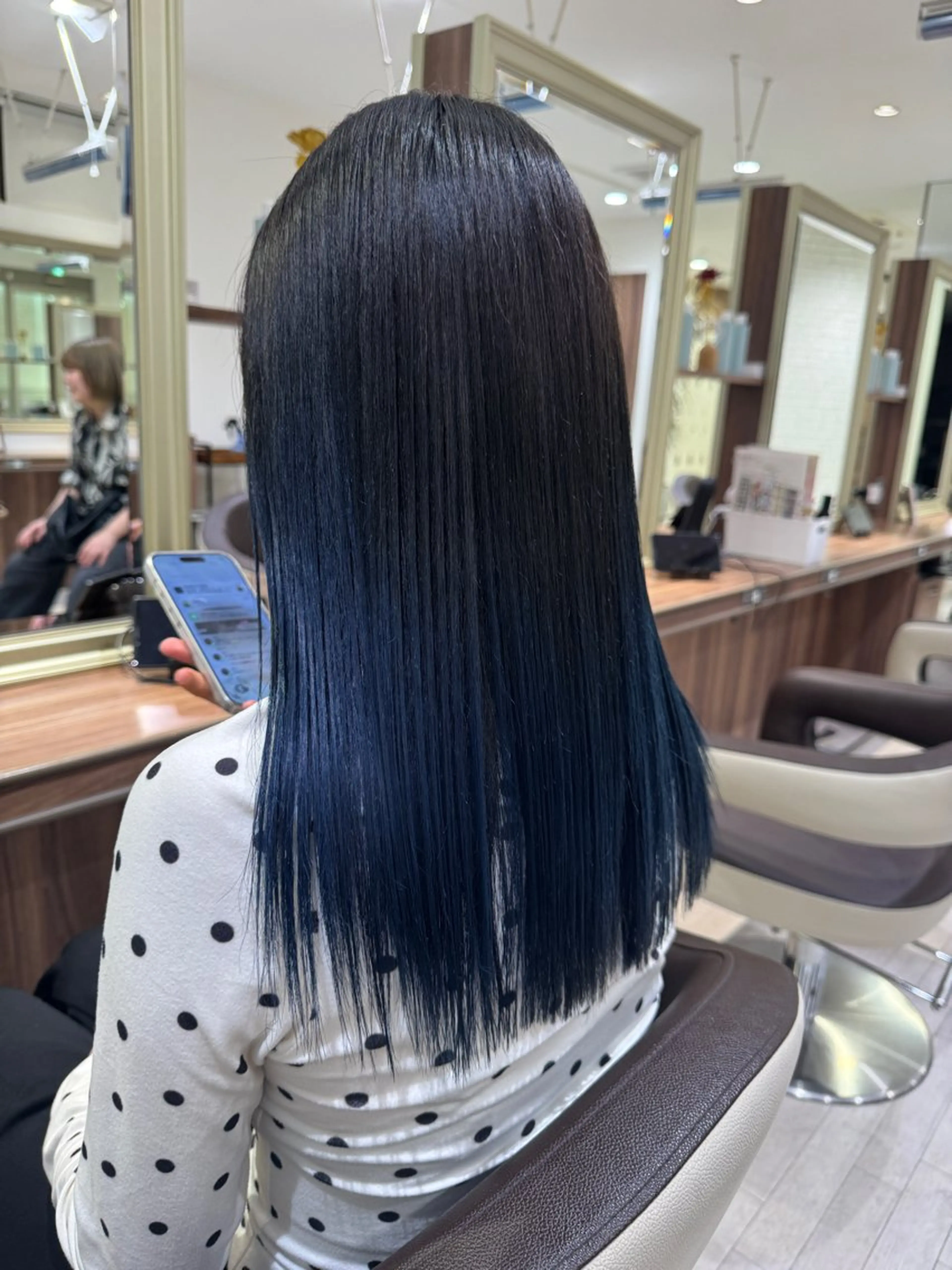 セミロング カラー ヘアカラー Re:st所属・Miyavi/カラー ショートボブのヘアスタイル