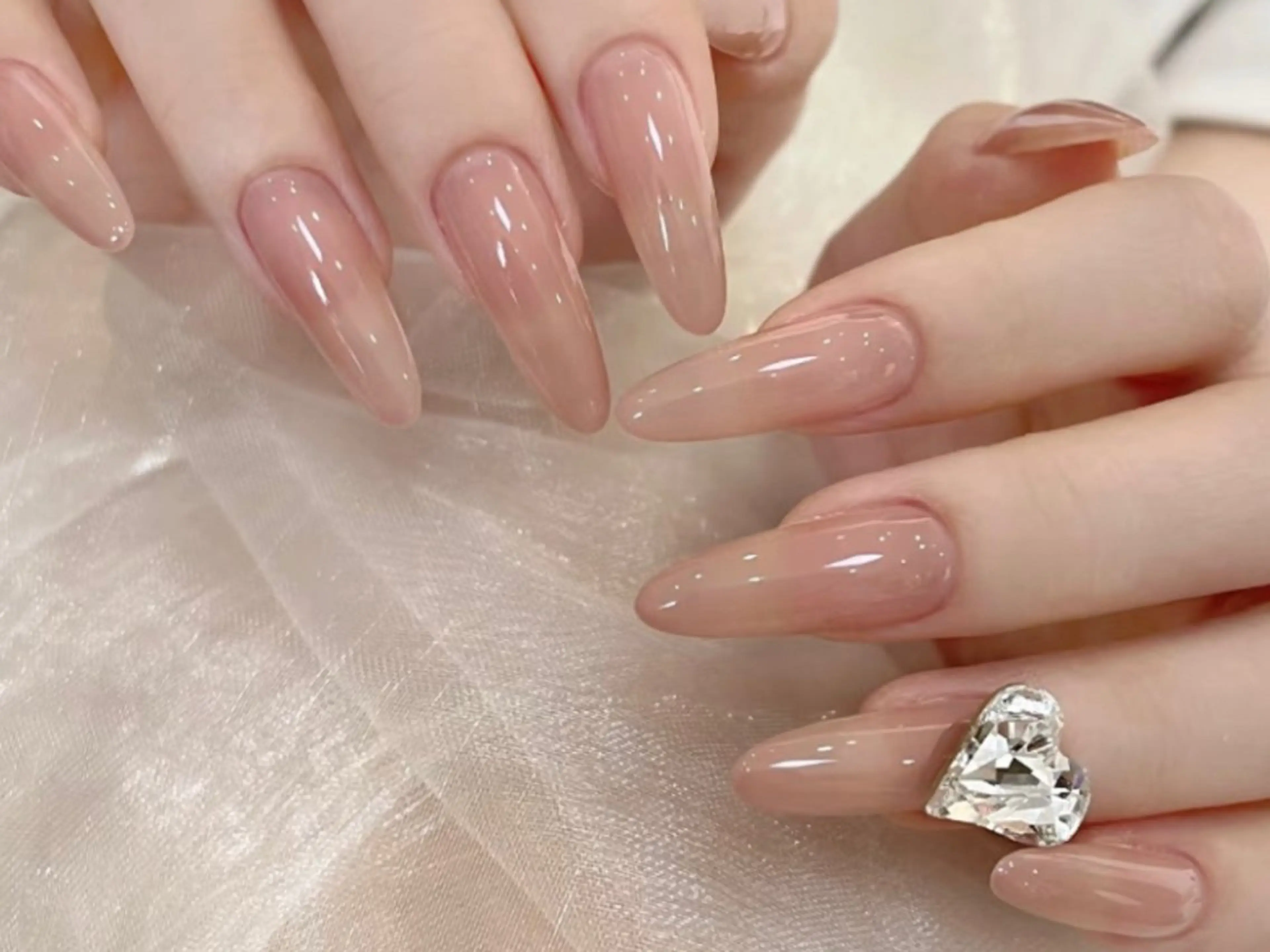 ネイル オーロラネイル チークネイル 長さ出し フットネイル フレンチネイル AND Nail 長さだし専門店のネイルデザイン