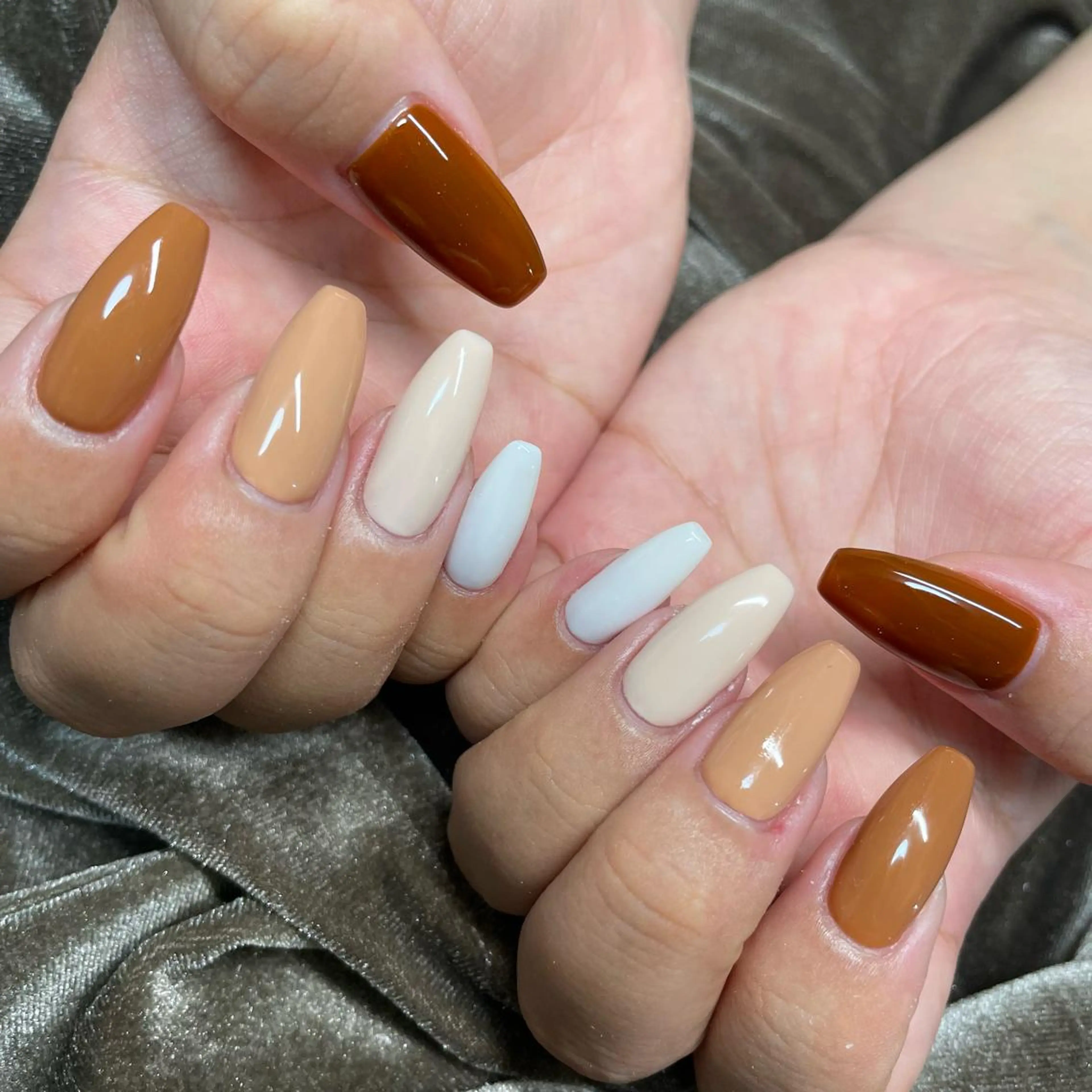 ネイル Beauty Salon amour所属・Seven's / NANAのネイルデザイン