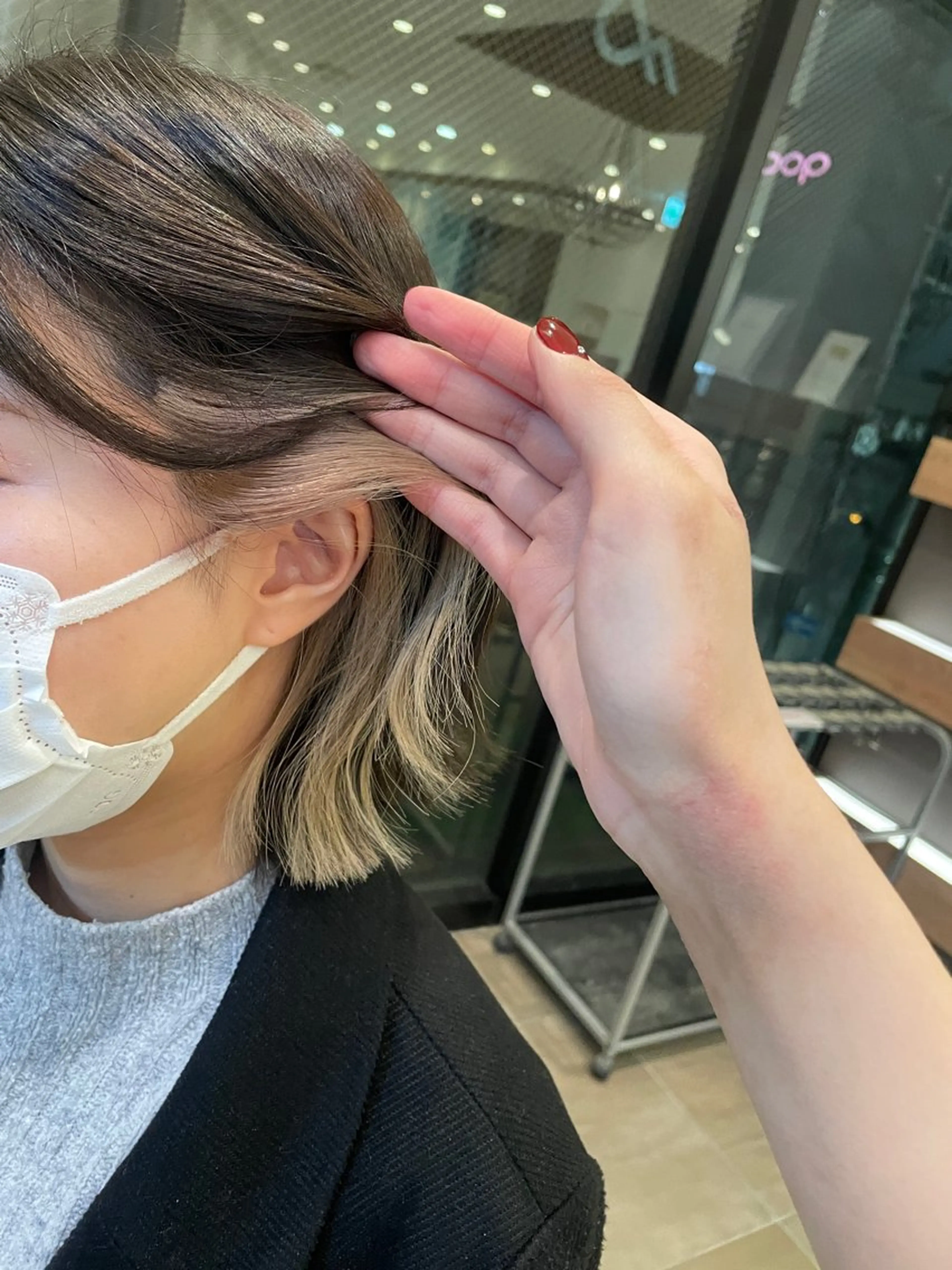 ミディアム 縮毛矯正 平井 よし乃のヘアスタイル