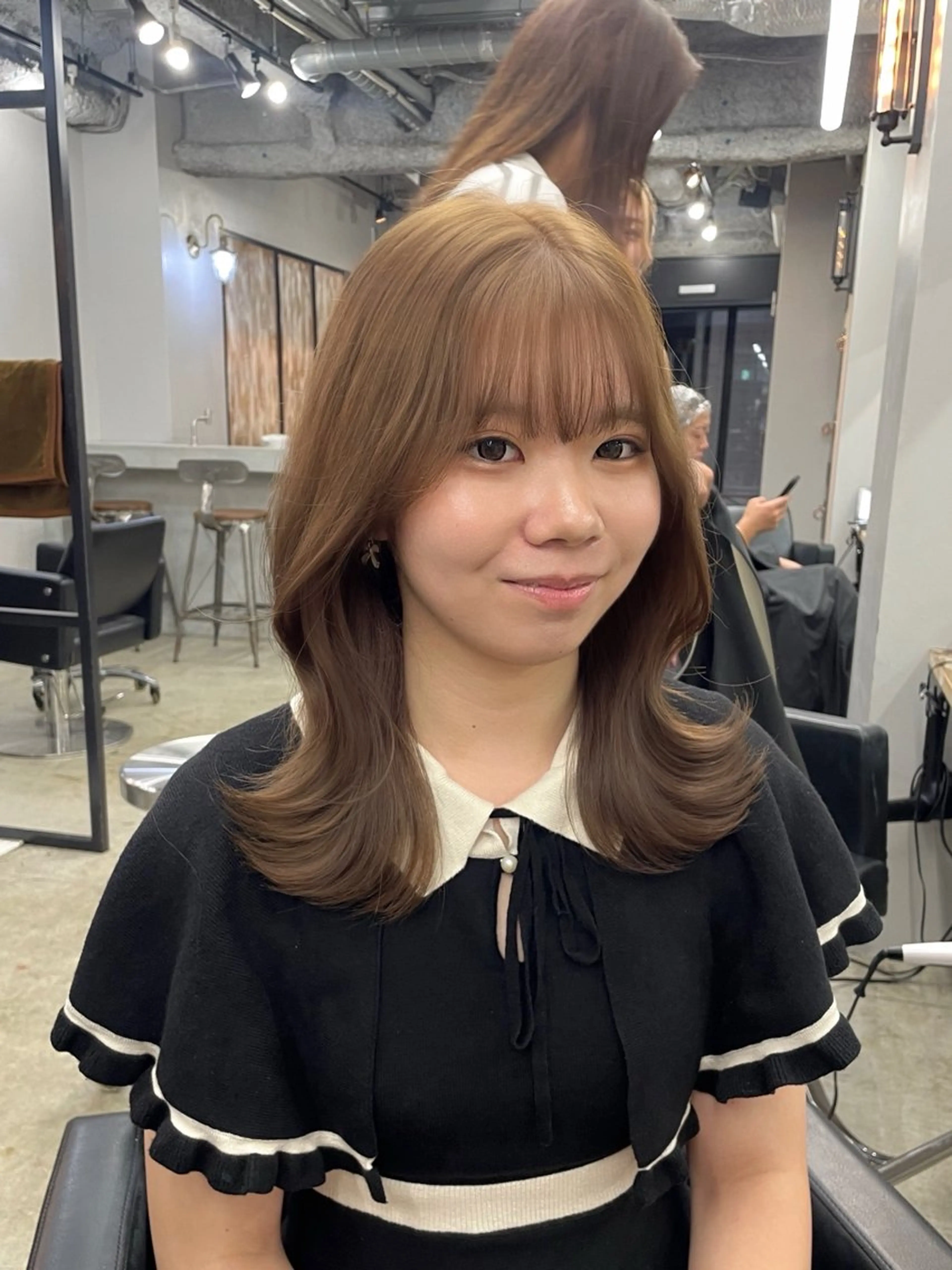 ロング カラー ヘアカラー トリートメント ヘアセット 新宿/韓国ヘア/ 髪質改善ストレートのヘアスタイル