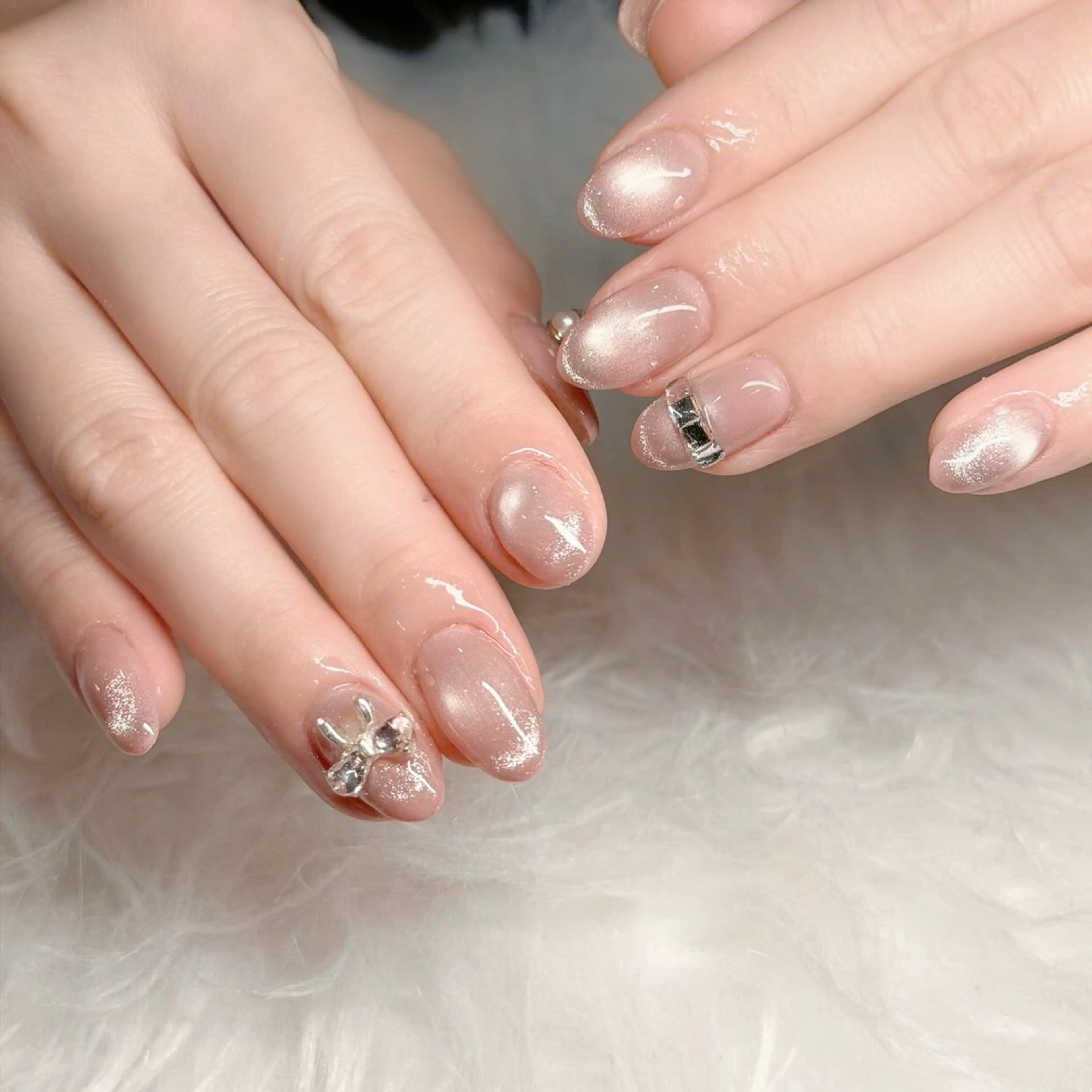 ネイル オーロラネイル グラデーション ハート ホログラムネイル キラキラネイル HA NIのネイルデザイン