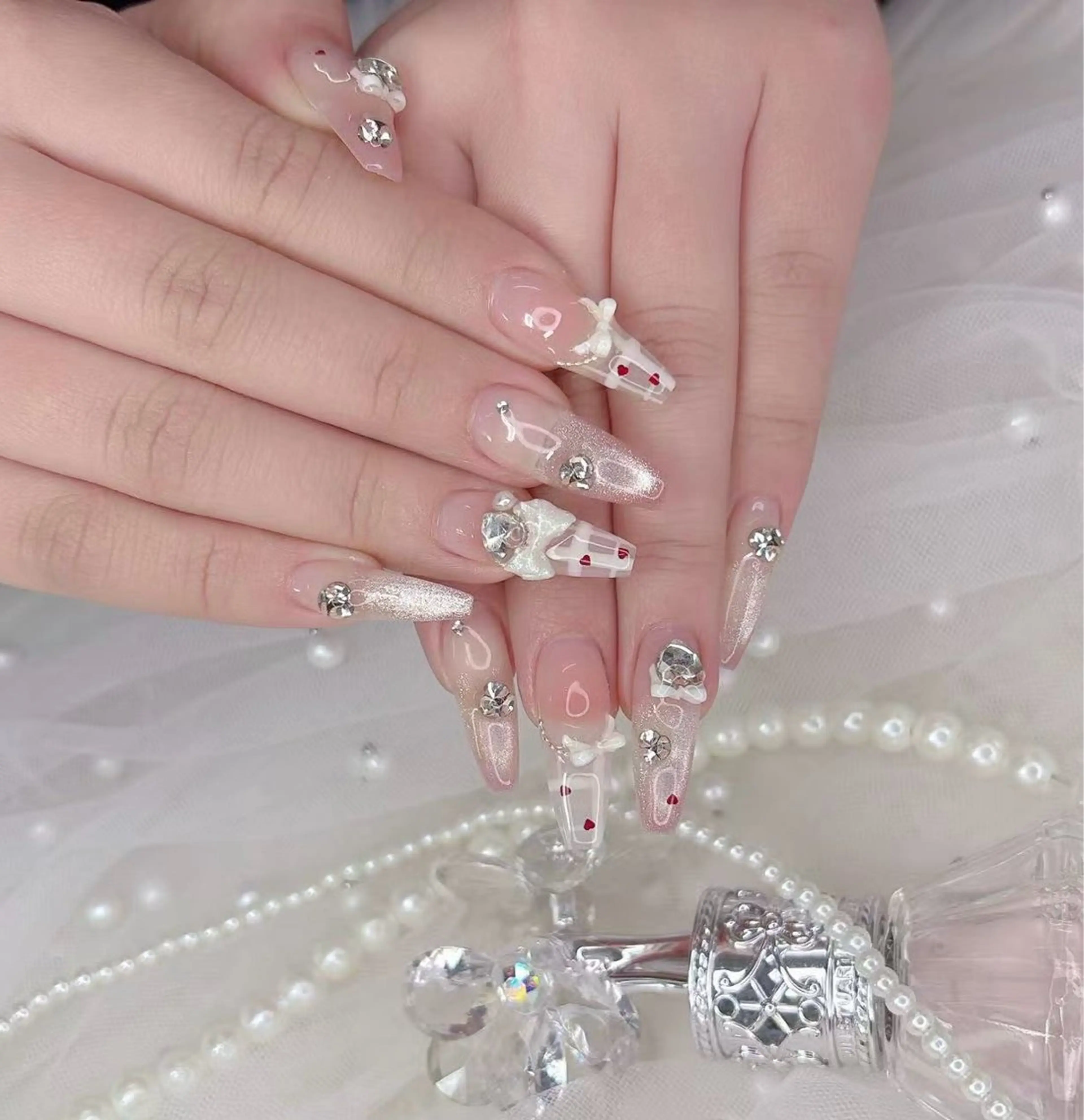 ネイル ハンドネイル フットネイル R salonのネイルデザイン