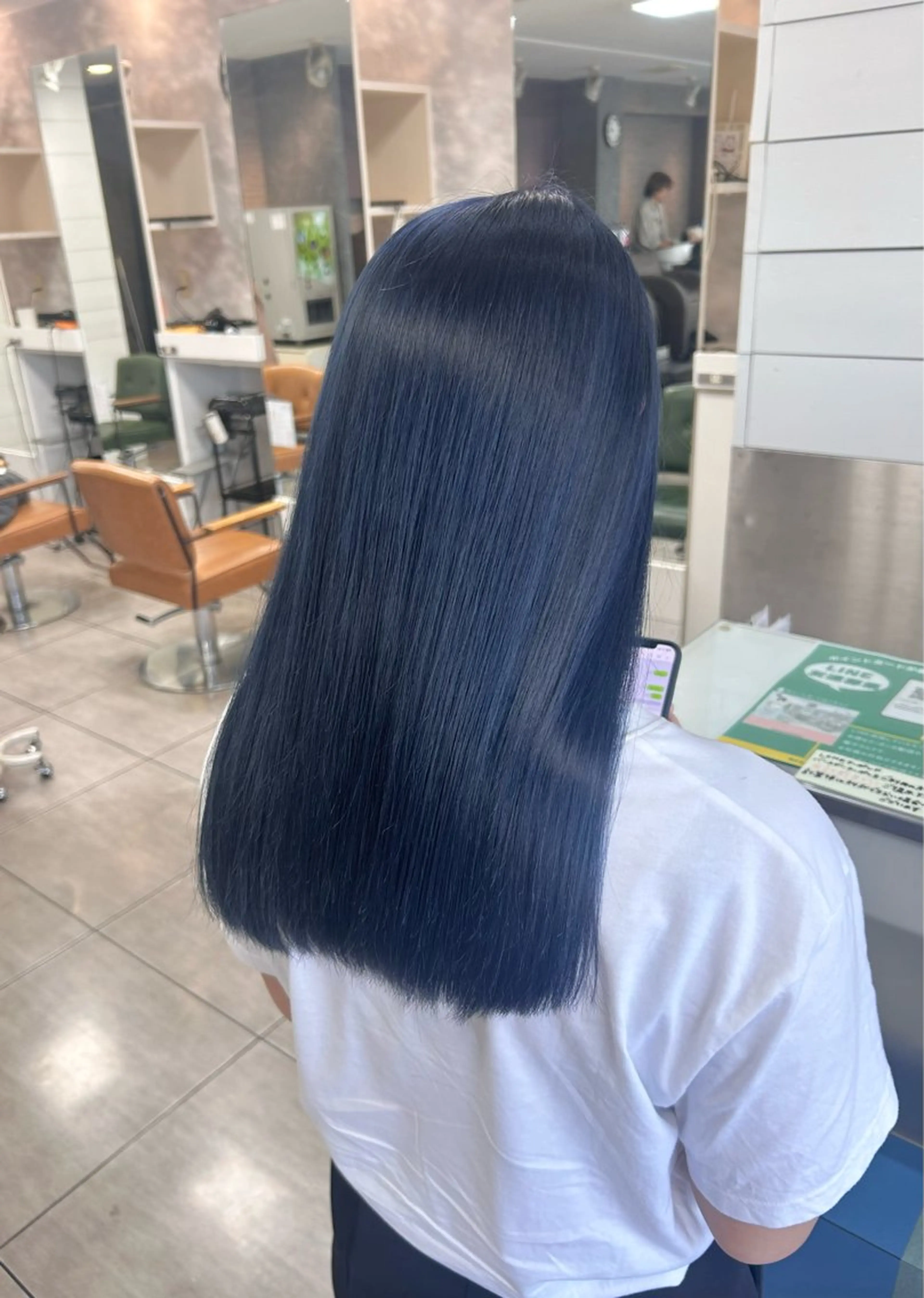 セミロング カット ヘアカラー 🫧艶髪カラー🫧 森本くるみのヘアスタイル