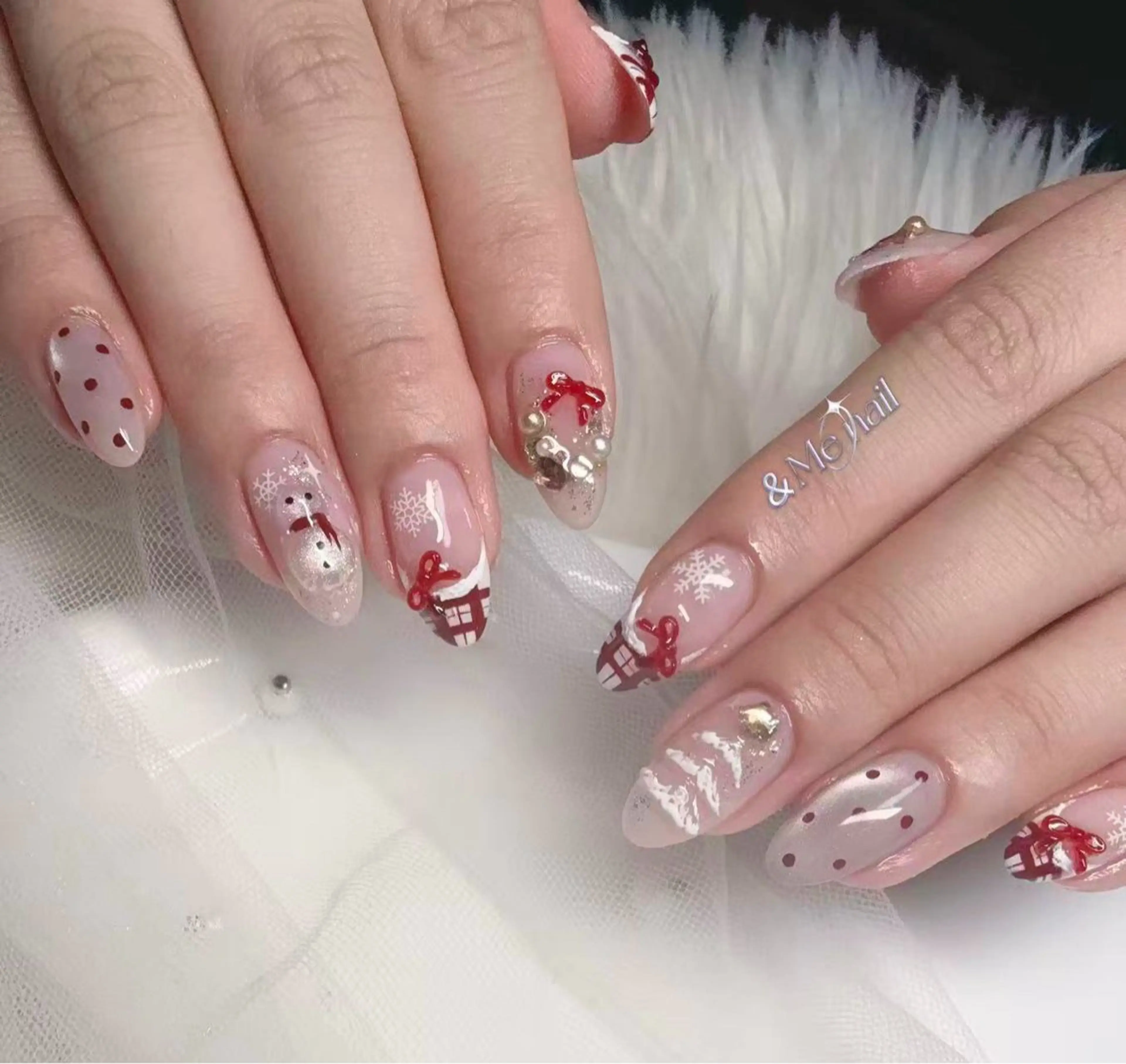 ネイル 持ち込み 冬ネイル クリスマス ハンドネイル ＆ME ネイルサロンのネイルデザイン